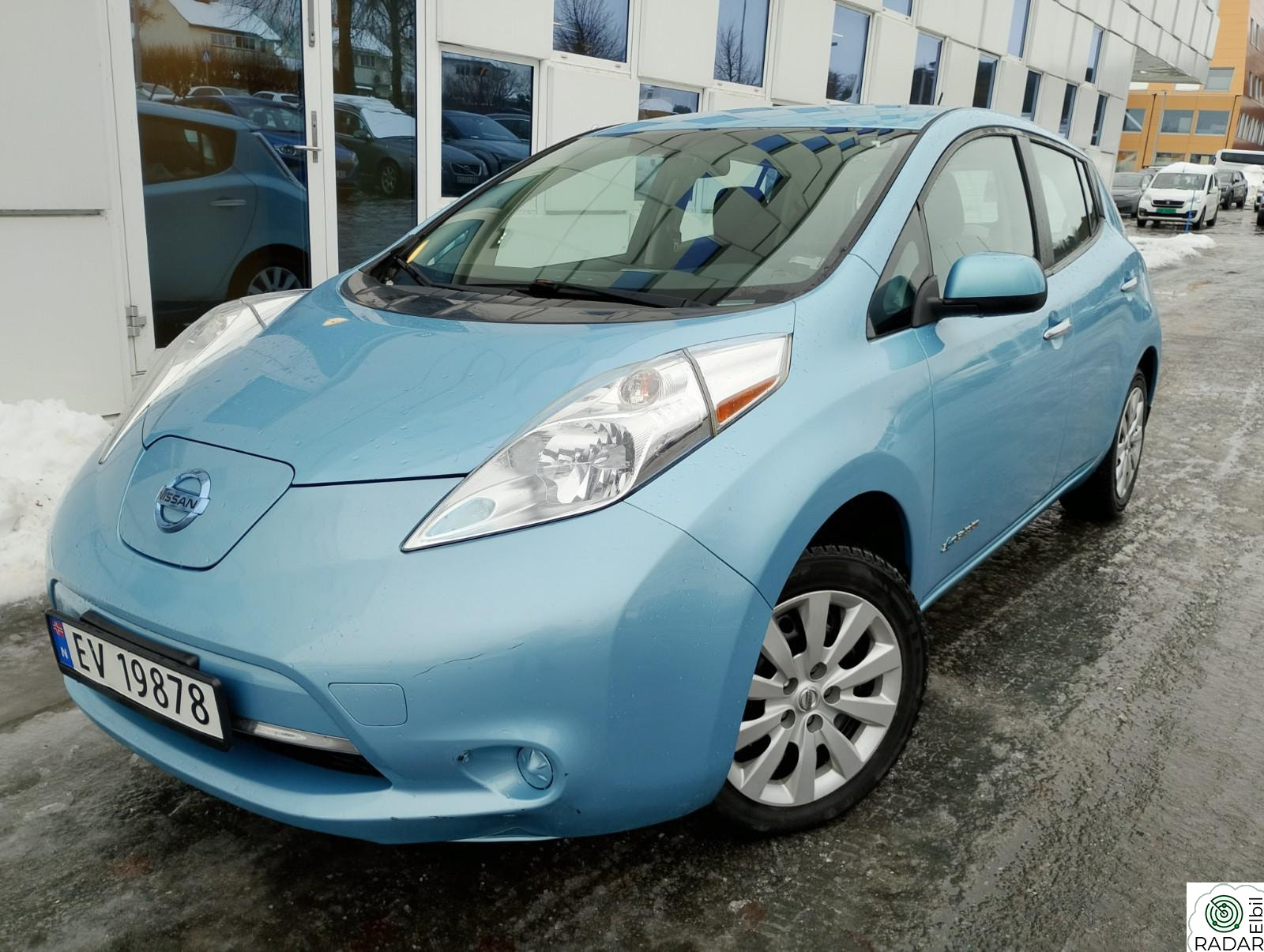 NISSAN LEAF EV 109HK NORDIC ZERO EMISSION R kamera