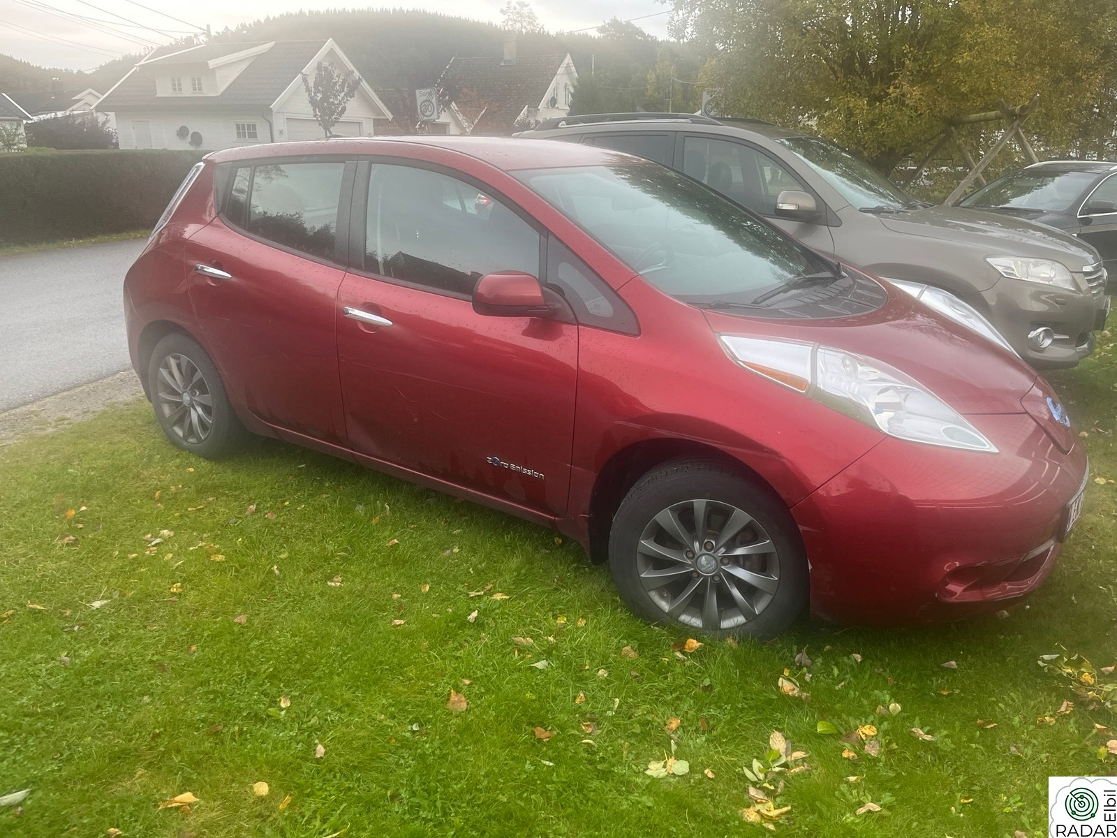 NISSAN LEAF