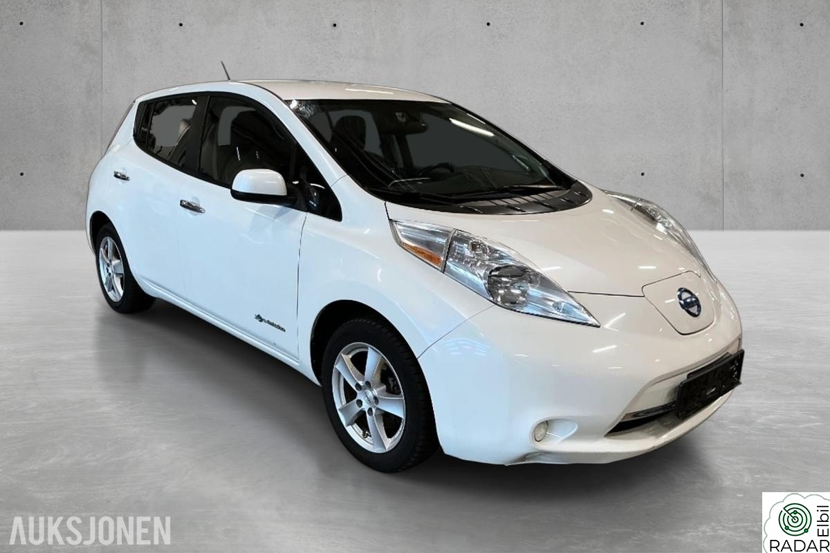 NISSAN LEAF LEAF | CC | R.Kam - BLUETOOTH - R.KAMERA ++