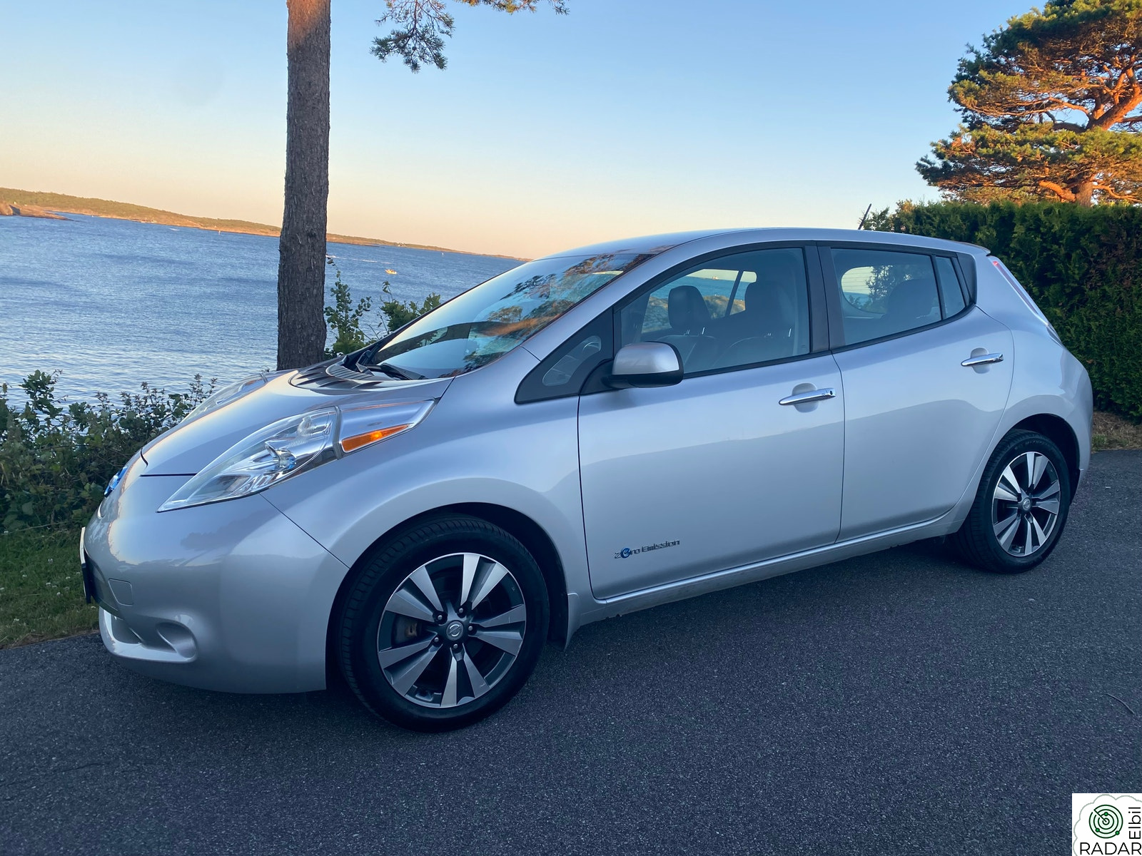 NISSAN LEAF PEN!SL(Tekna).Skinn.Varmep.Sensorer.Batt.11/12