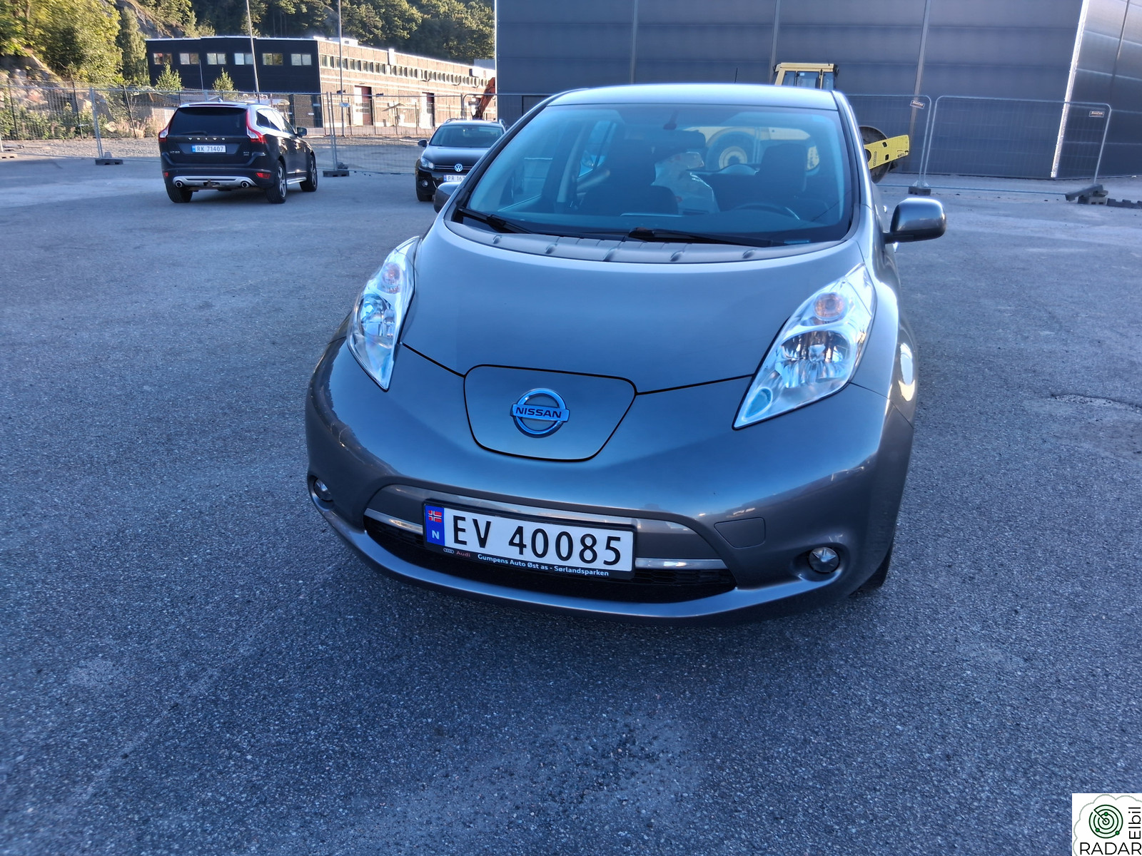 NISSAN LEAF