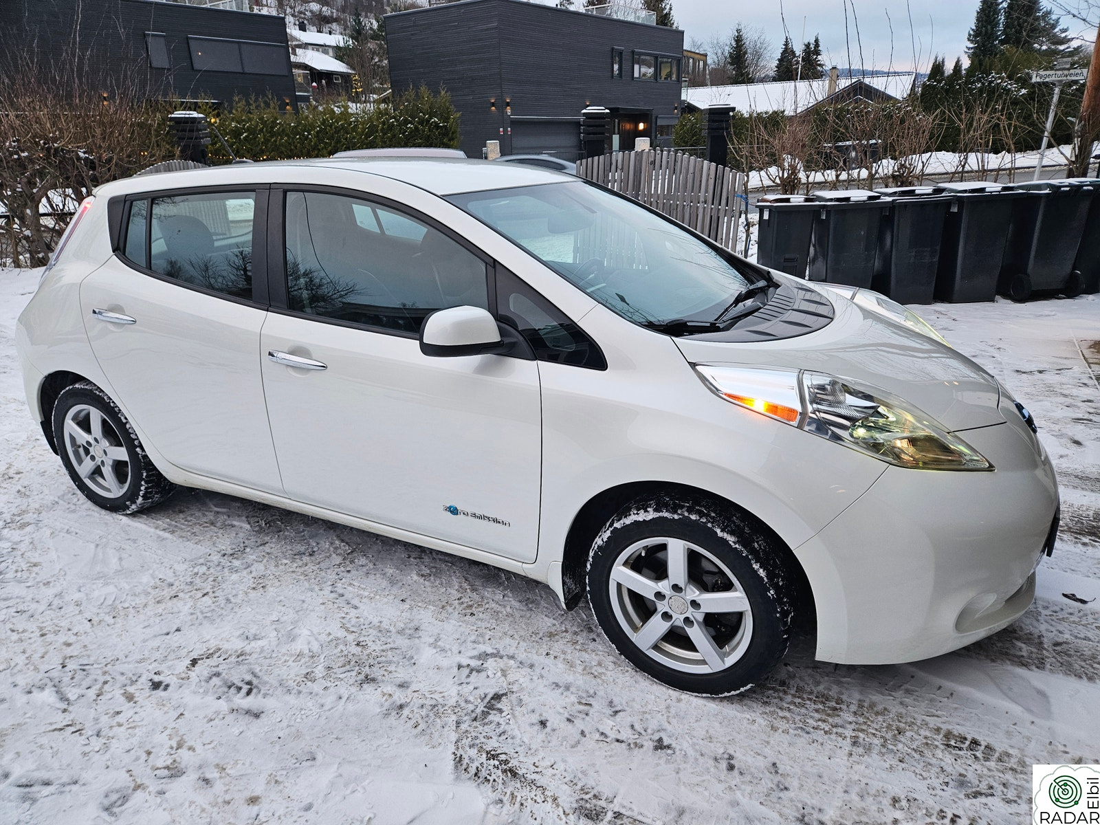 NISSAN LEAF 24kW