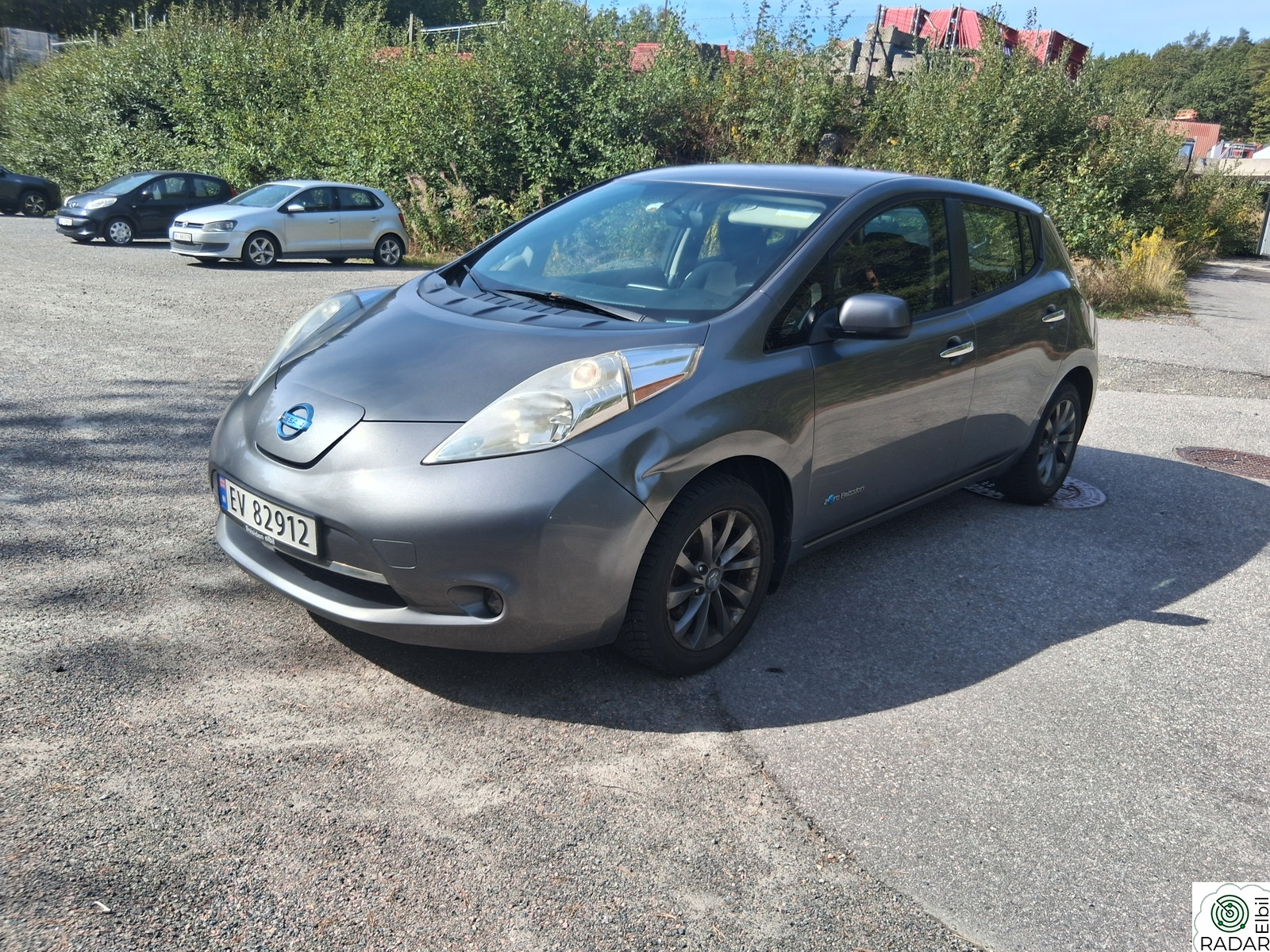 NISSAN LEAF