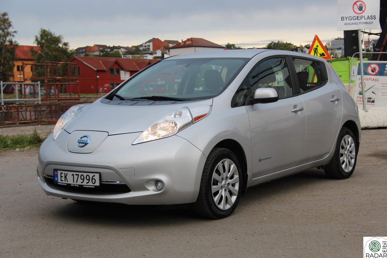 NISSAN LEAF GARANTI - 2.gen. - Vinterpakke - DAB radio