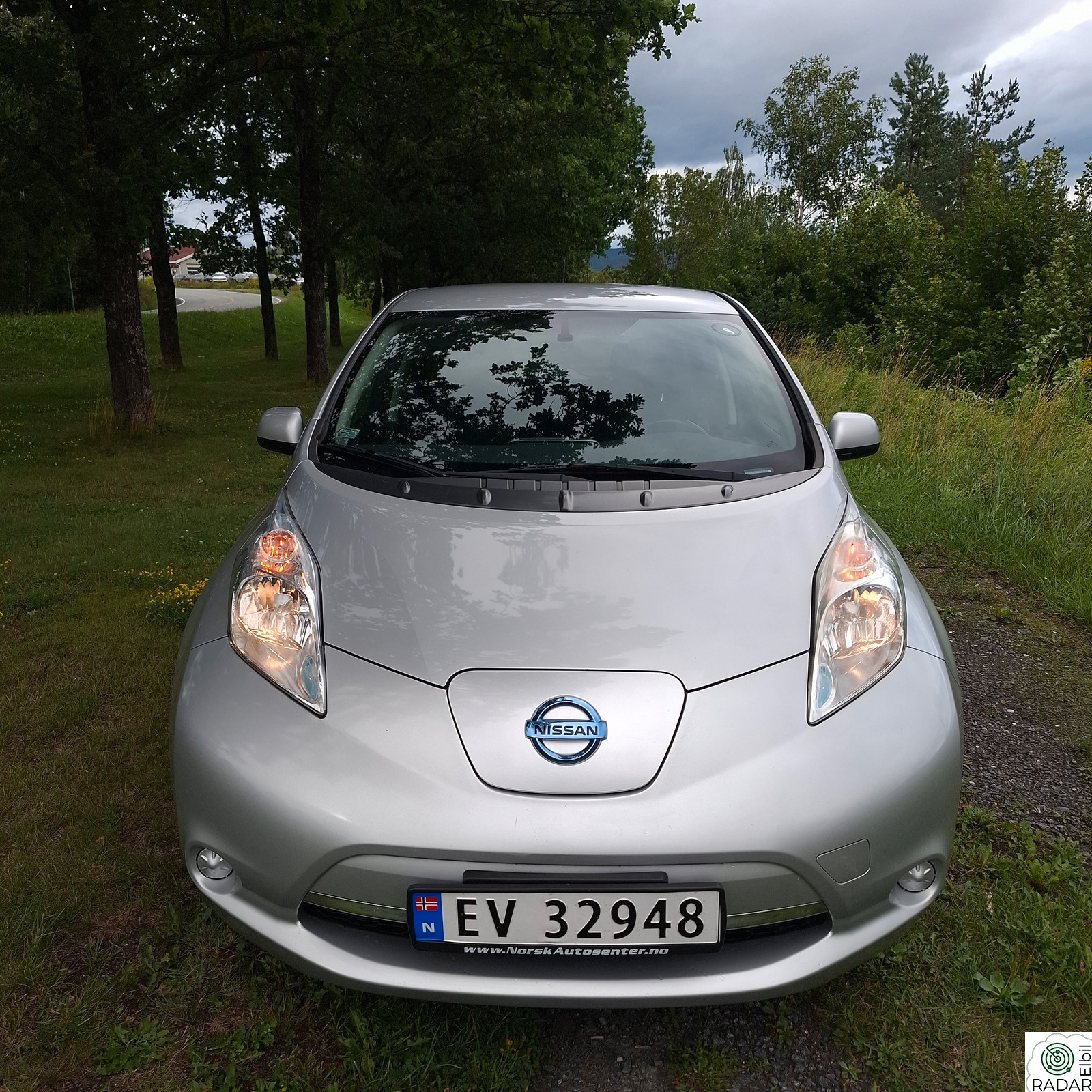 NISSAN LEAF