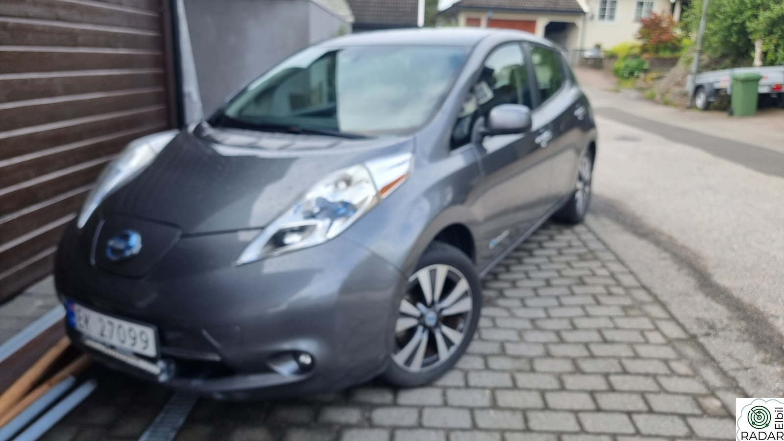 NISSAN LEAF Tekna