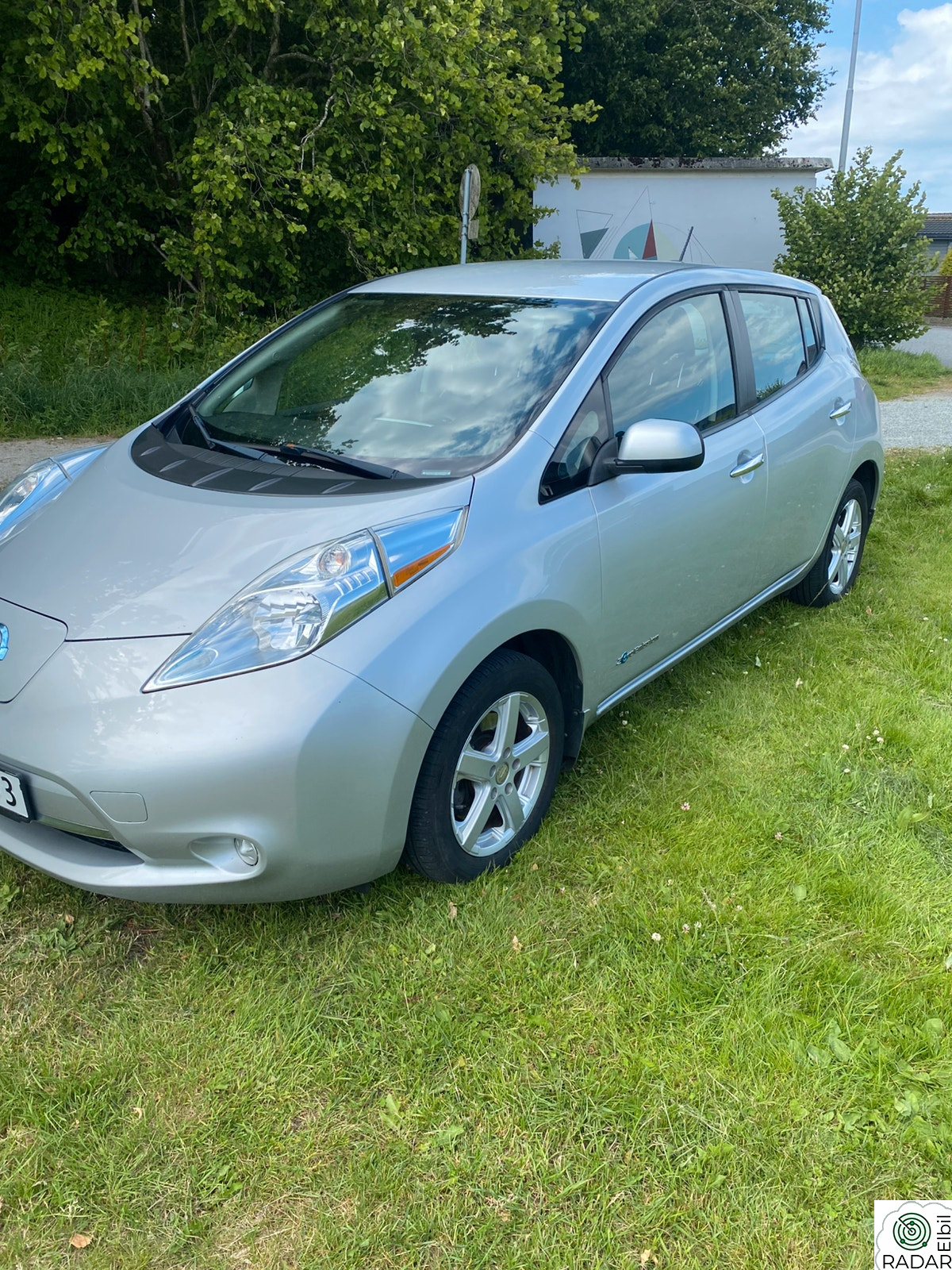 NISSAN LEAF NY EU 11 STREKER PÅ BATTERI