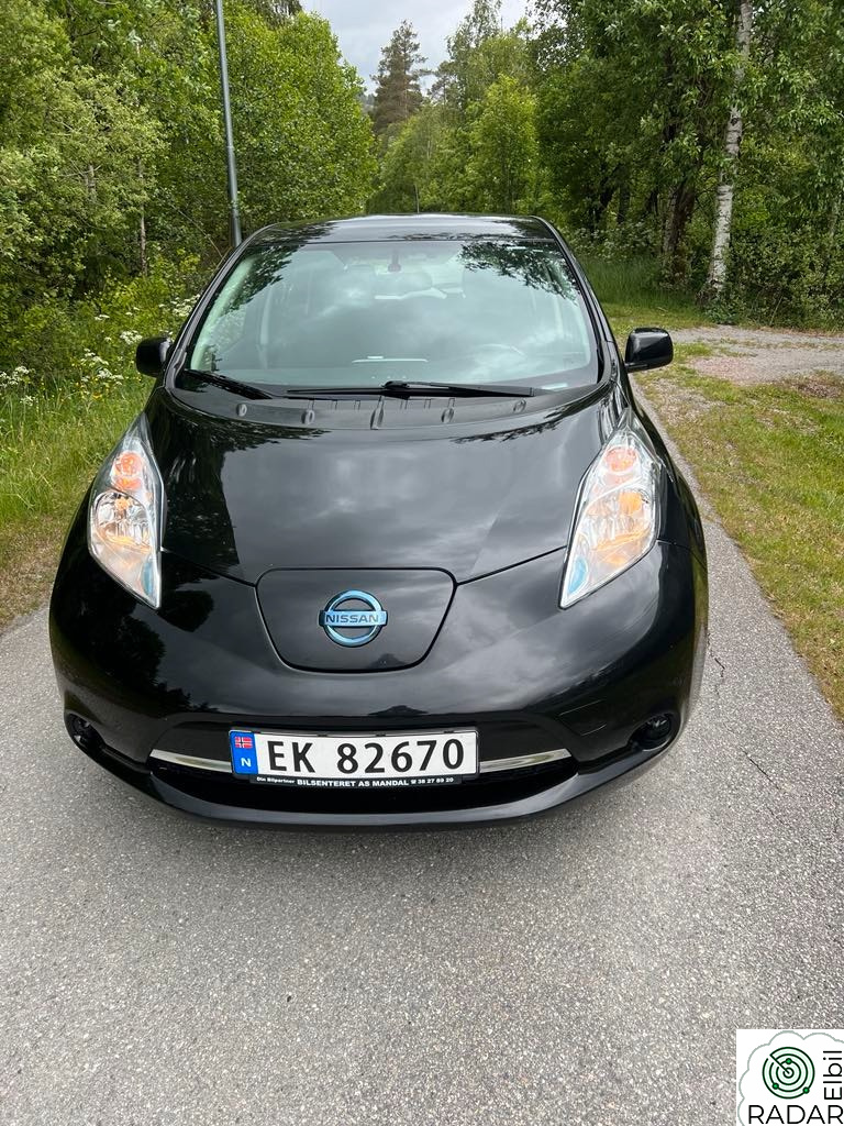 NISSAN LEAF