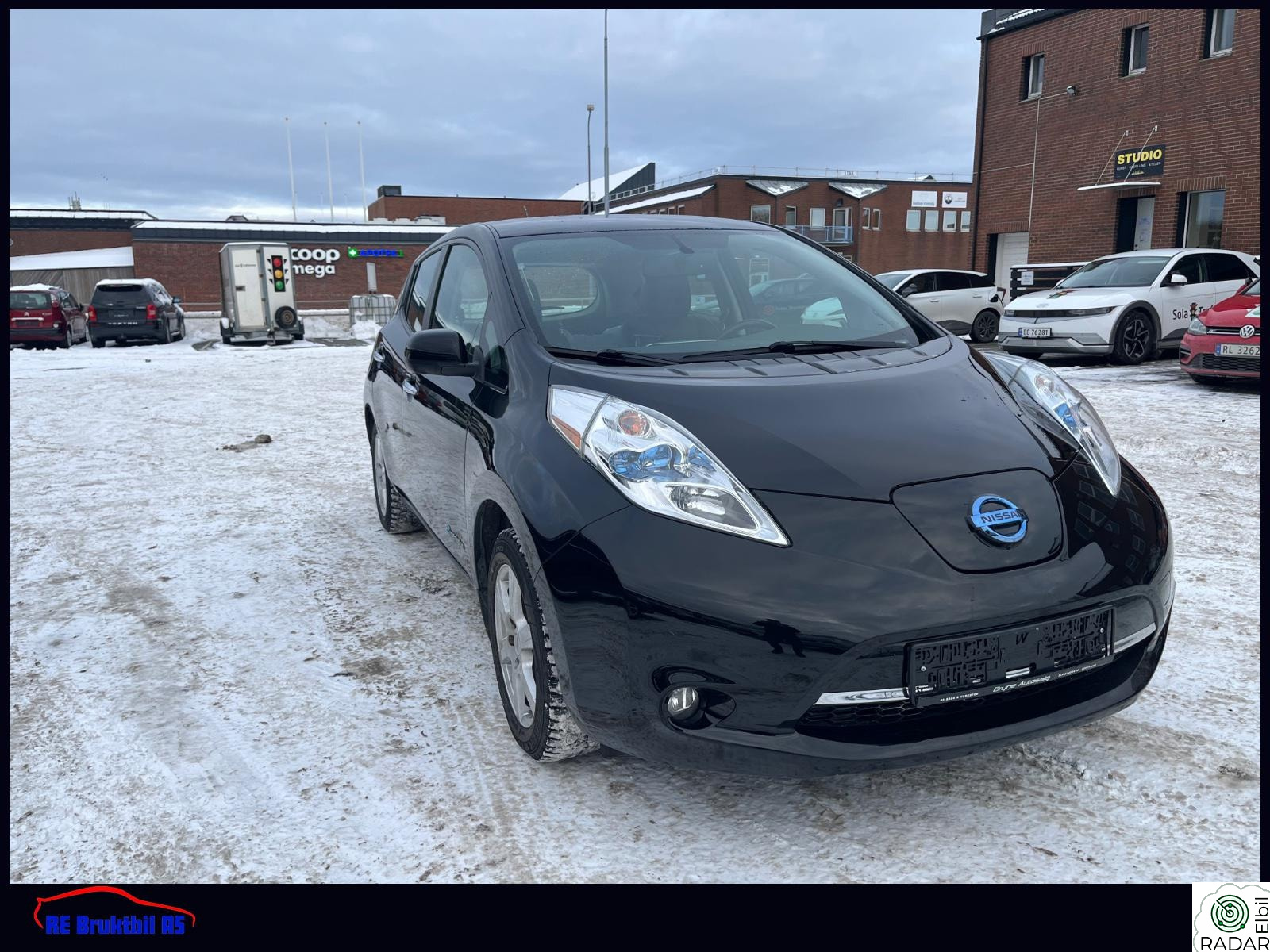 NISSAN LEAF 30Kw/Cruise/360kamera/Navi/Skinn+±