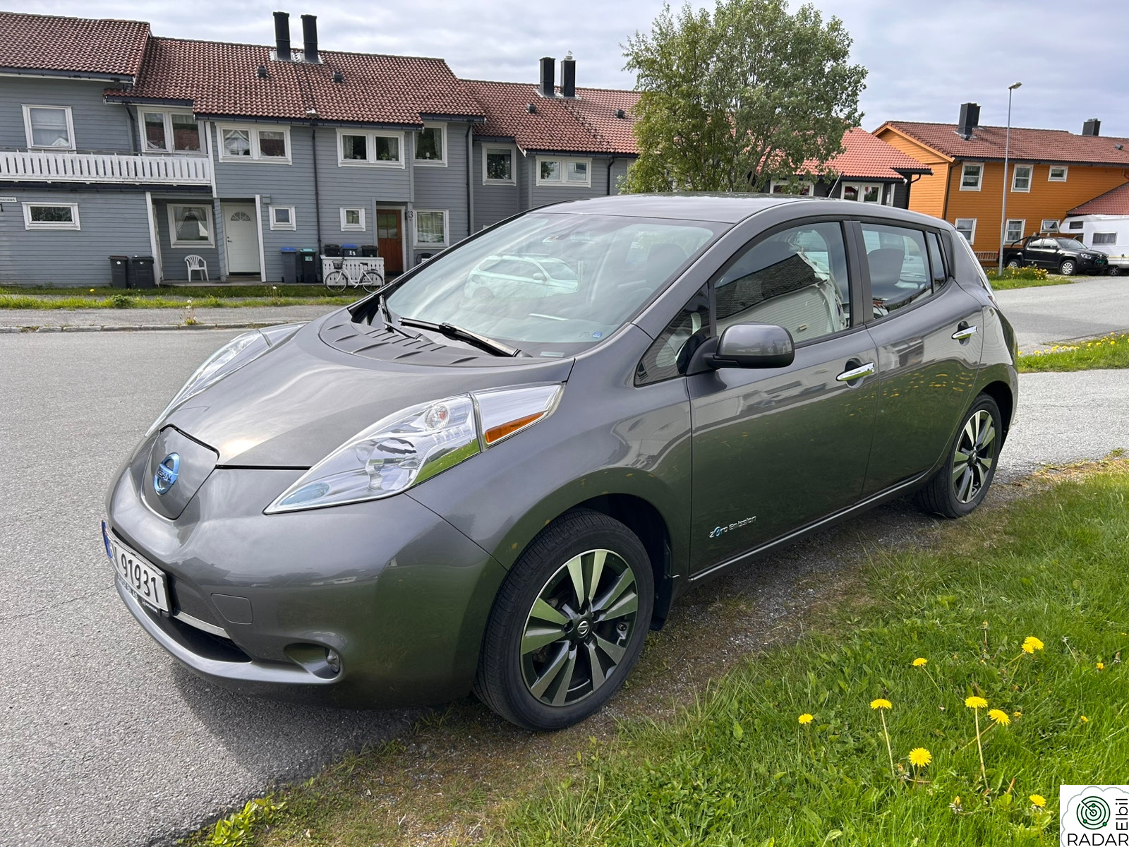 NISSAN LEAF Super bybil/30kWt Varme i ratt/hurtiglader/DAB-radio