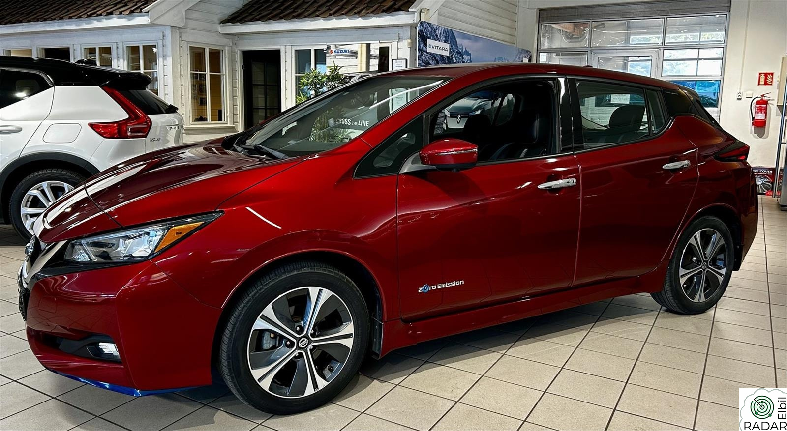 NISSAN Leaf Tekna Bose/Kamera/NY EU og Service/Skinn/LAV KM.