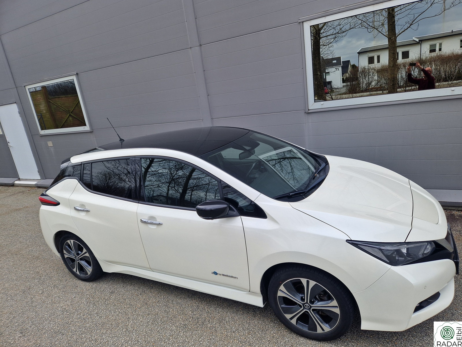 NISSAN Leaf 40kWh 40kWh N-Connecta SORT TAK-ADAPTIV CRUISE-17"ALU-GARANTI