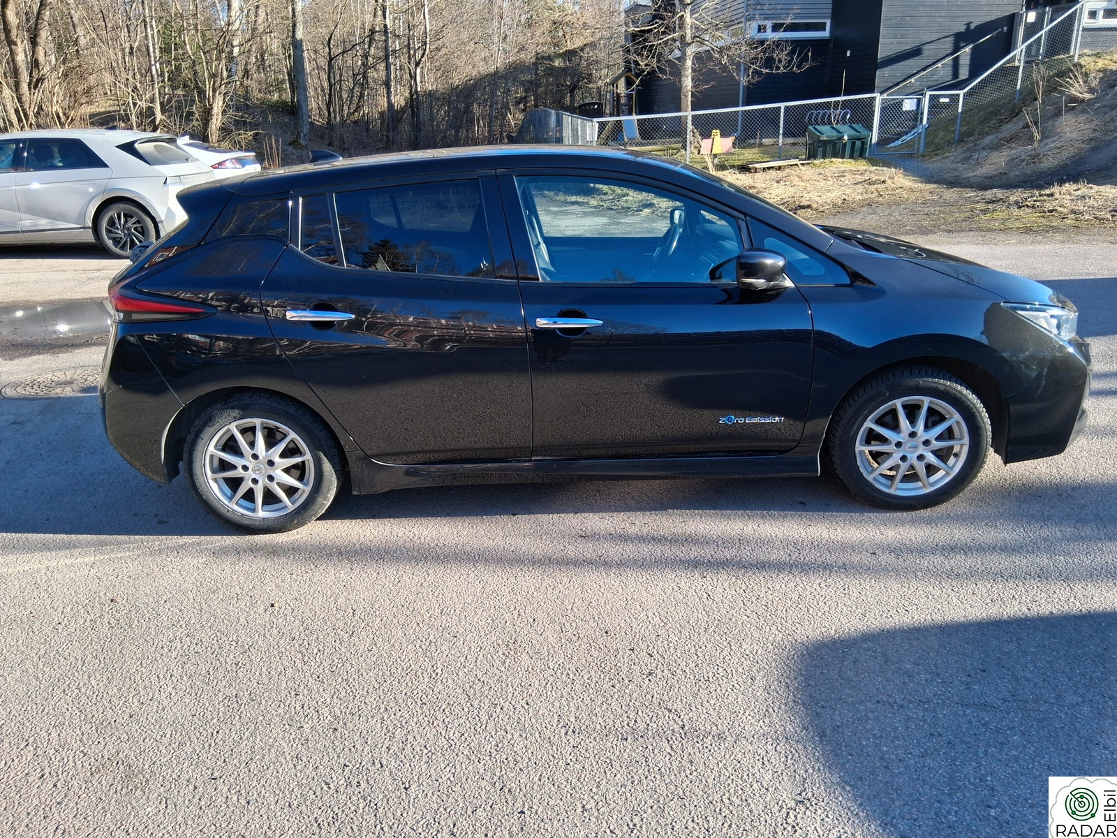 NISSAN LEAF 40kWh N-CONNECTA 40 KWH ACC KEYLESS KAMERA DAB++