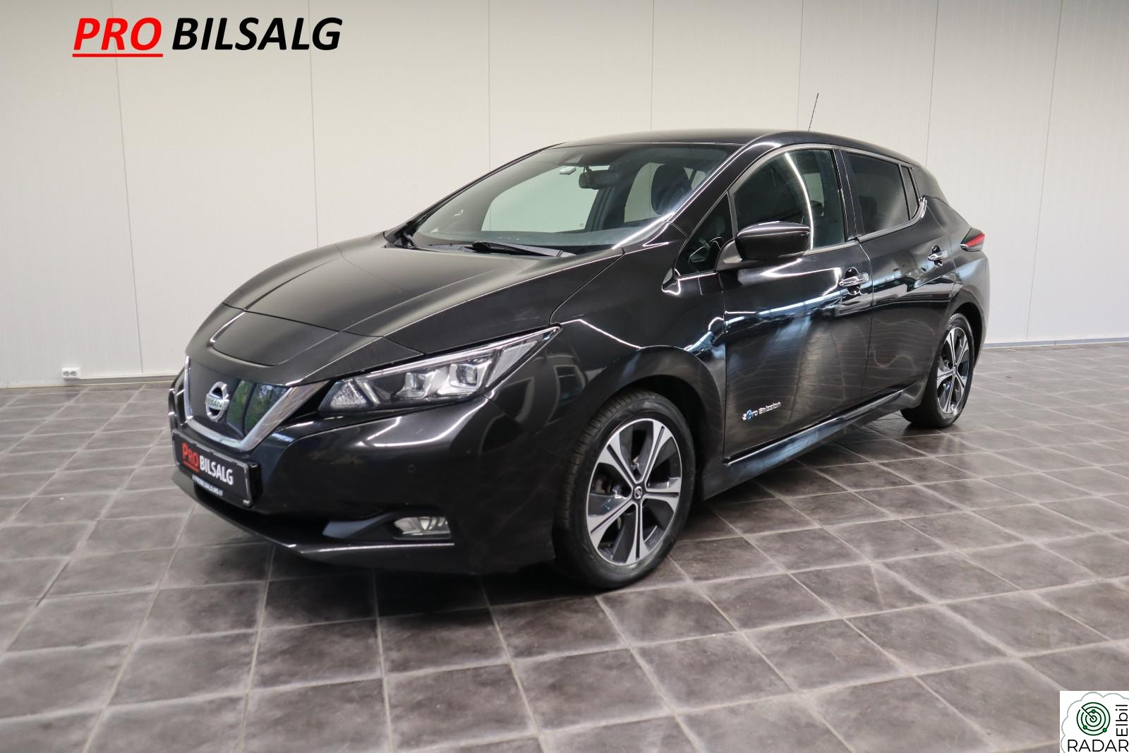 NISSAN LEAF 40kWh 40kWh/EU-2028/360 KAMERA/NAVI/DAB+/BLUETOOTH/RATTVARME+