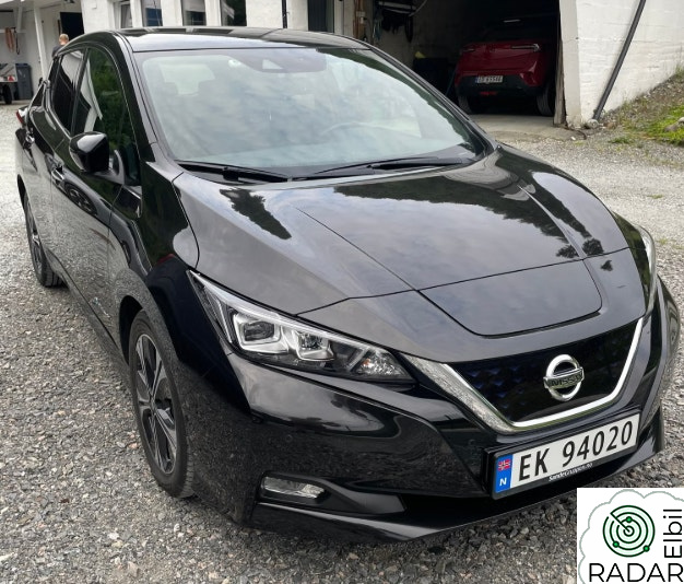 NISSAN LEAF 40kWh Launch edition