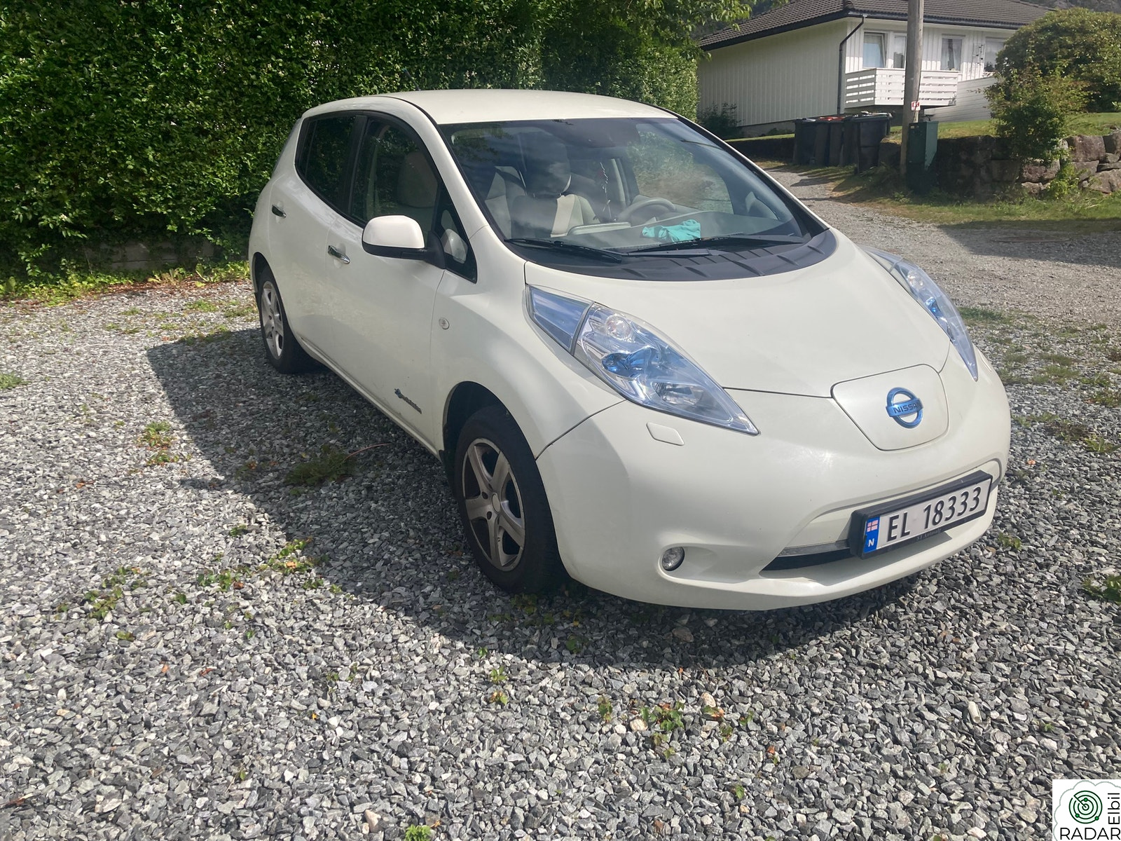 NISSAN LEAF