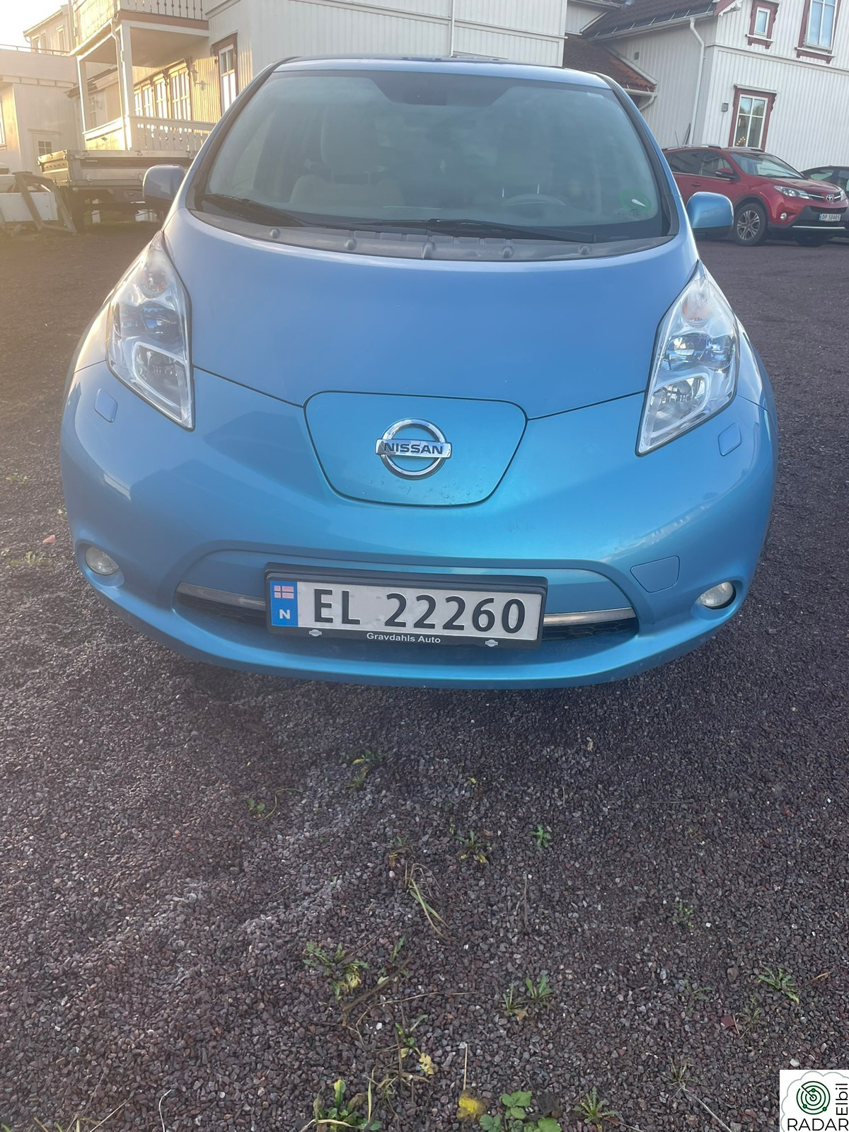 NISSAN LEAF