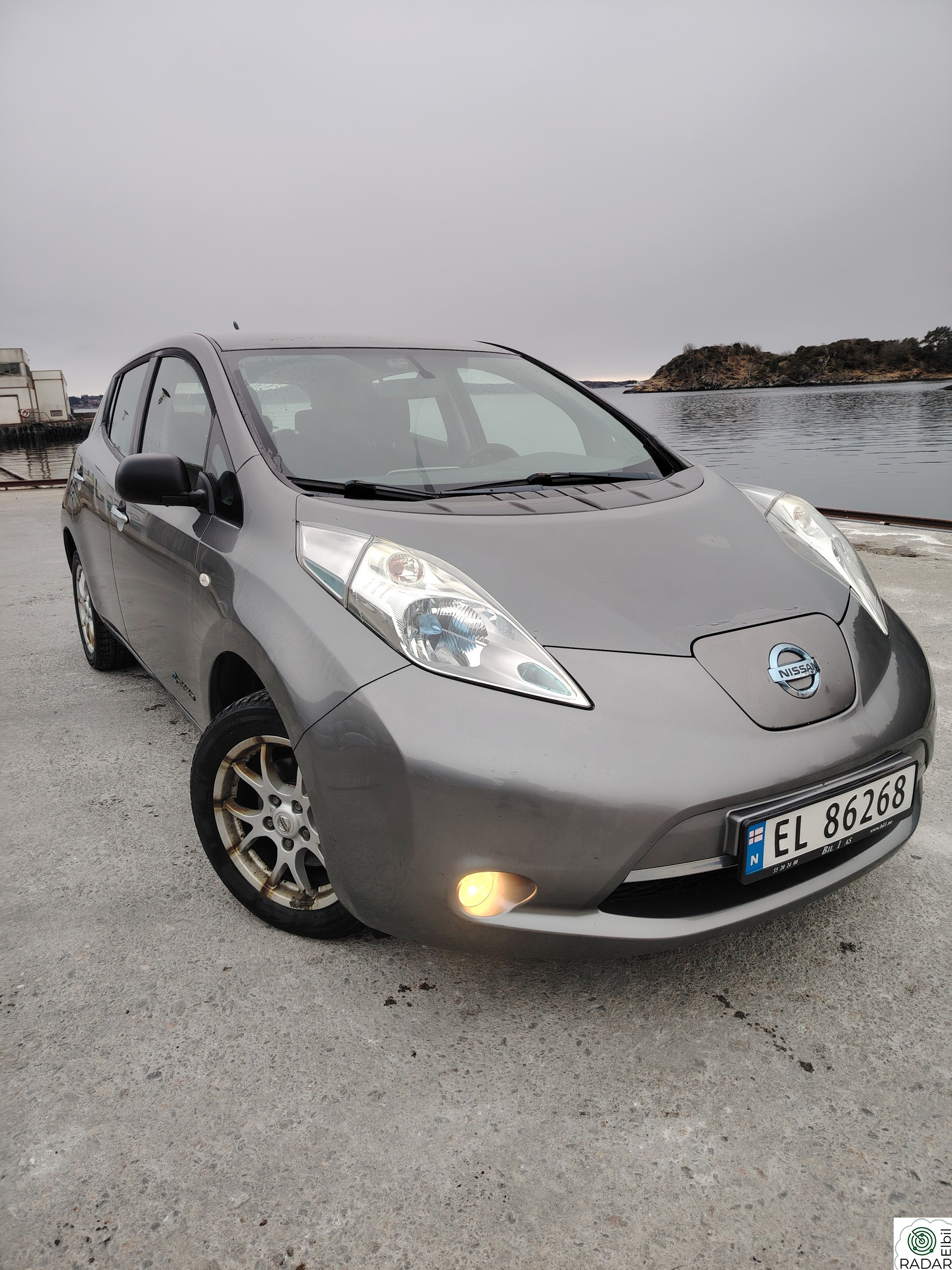 NISSAN LEAF
