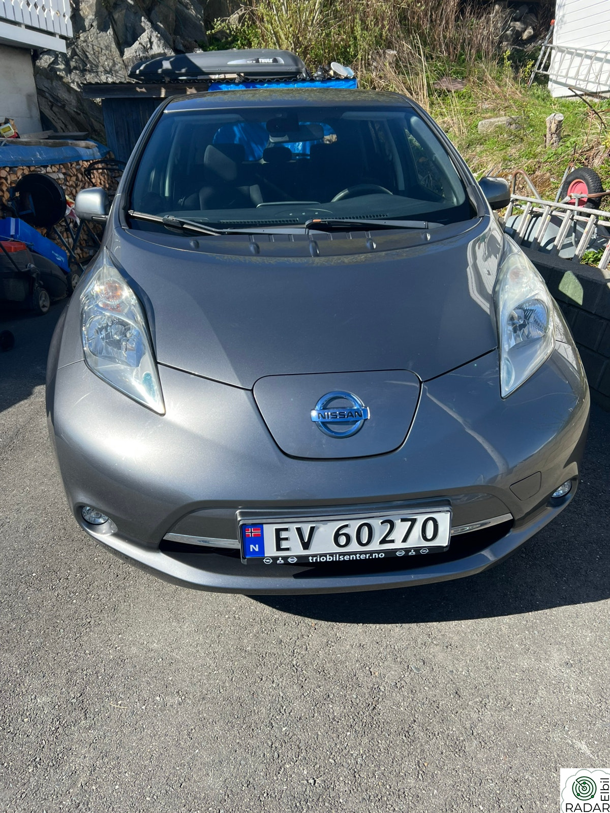 NISSAN LEAF