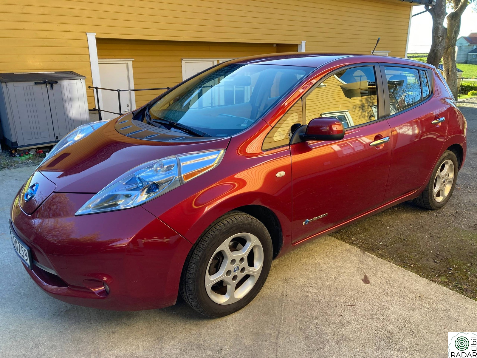 NISSAN LEAF Nissan Leaf 2012