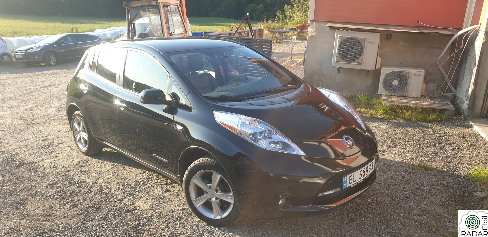 NISSAN LEAF