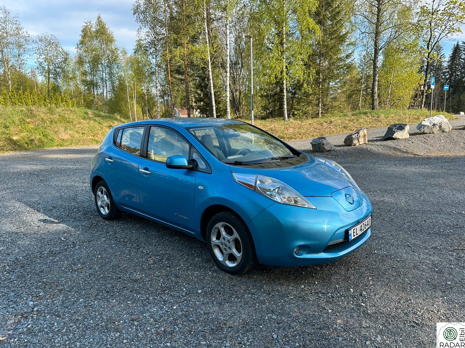 NISSAN LEAF