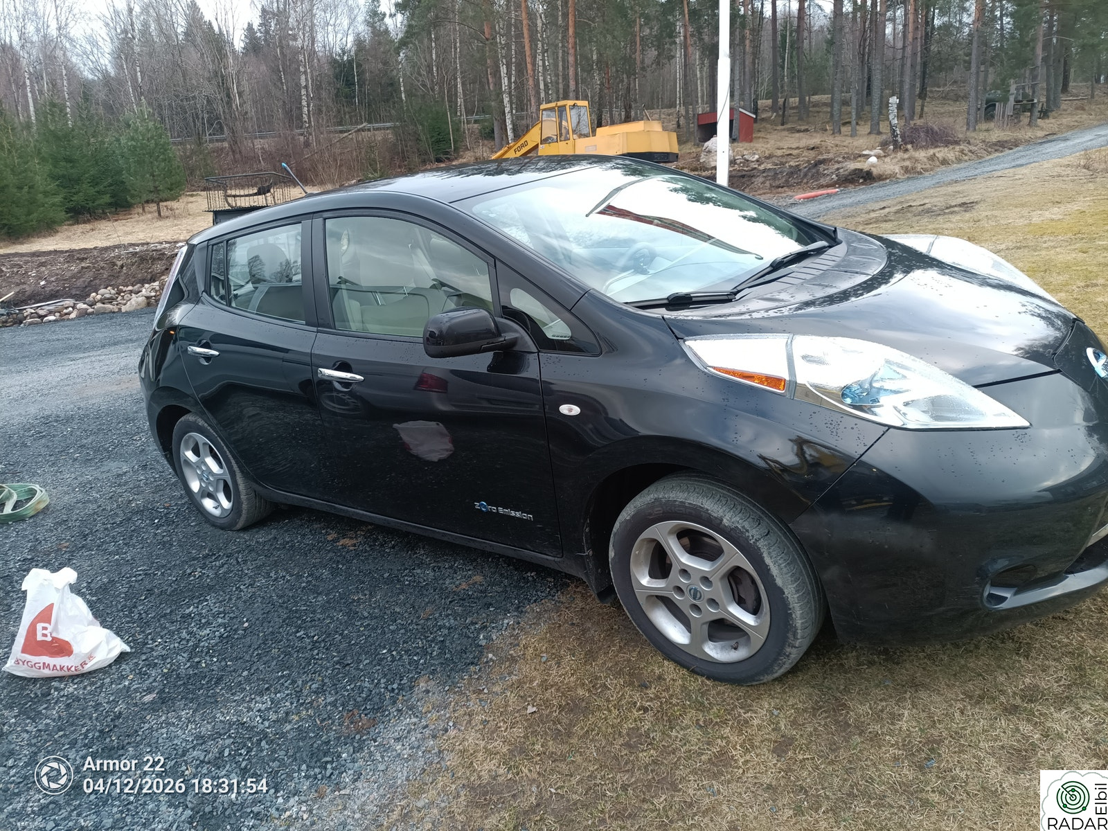 NISSAN LEAF