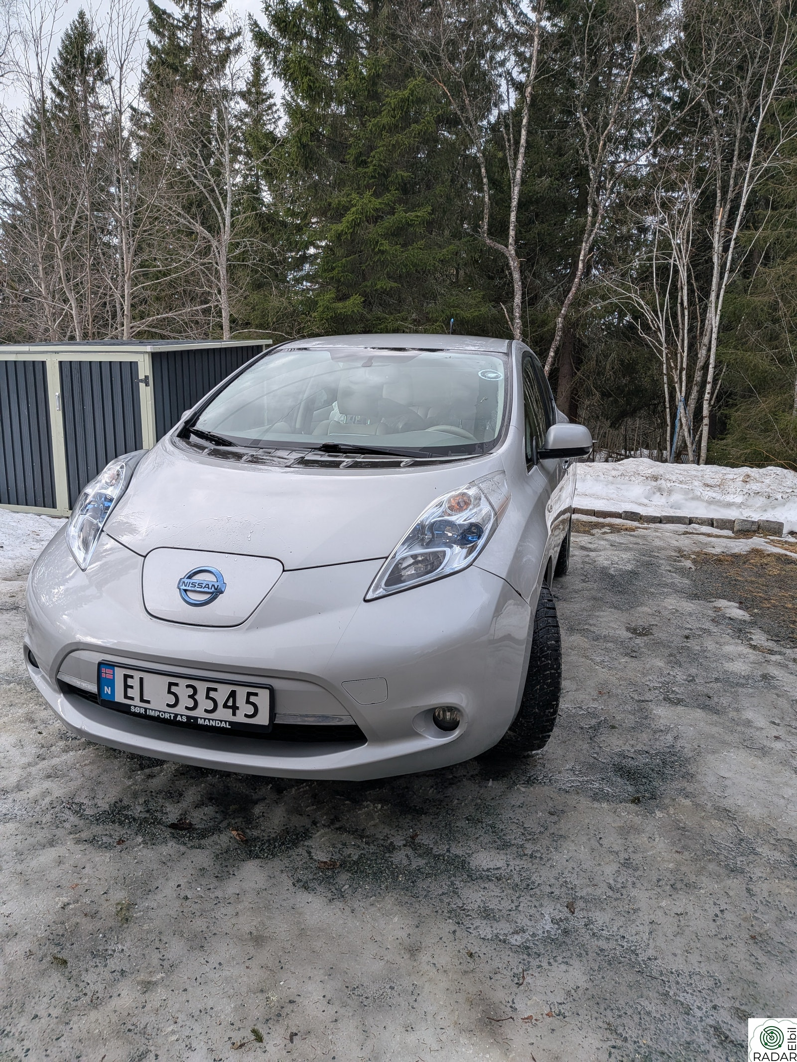 NISSAN LEAF