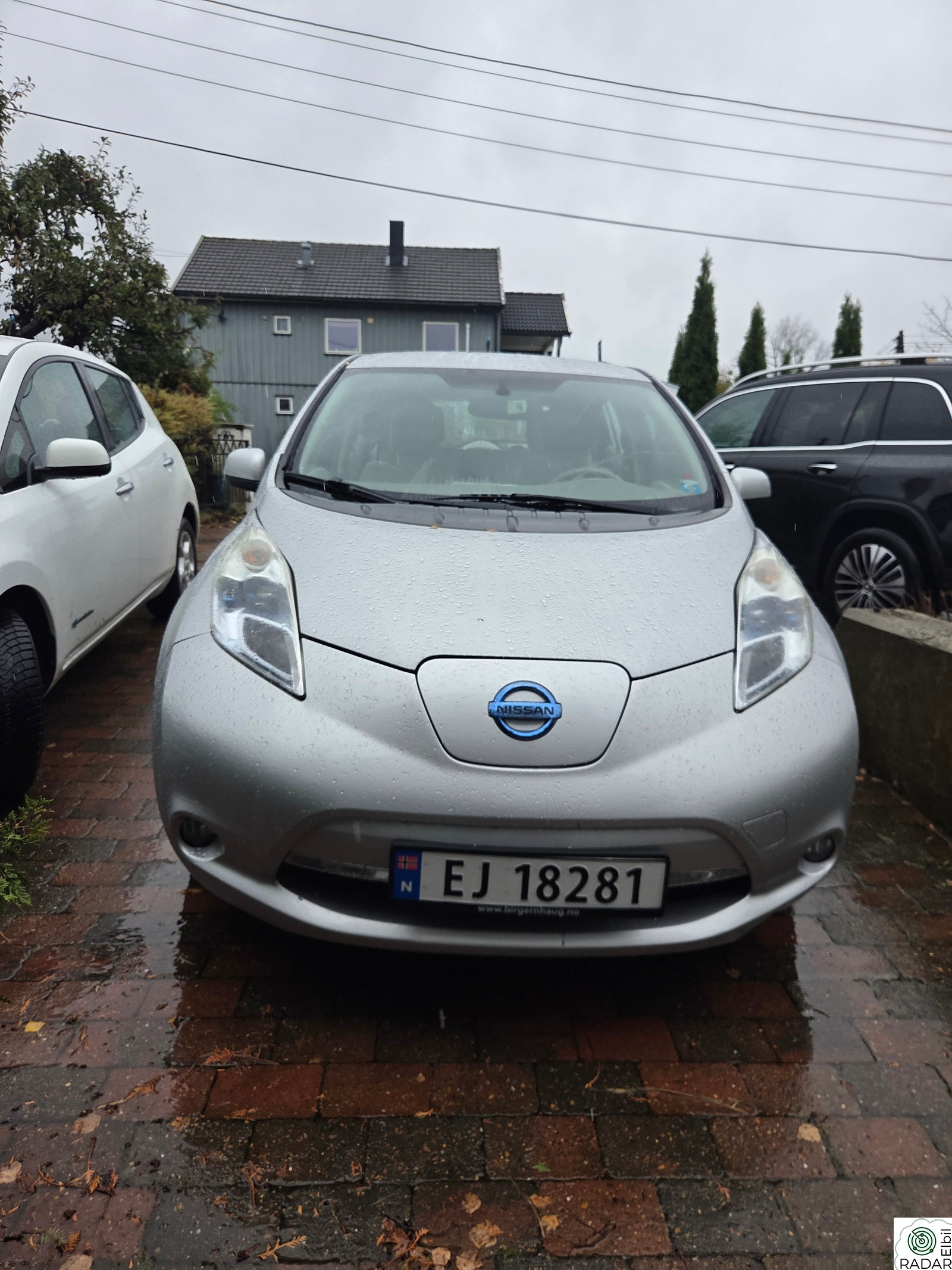 NISSAN LEAF