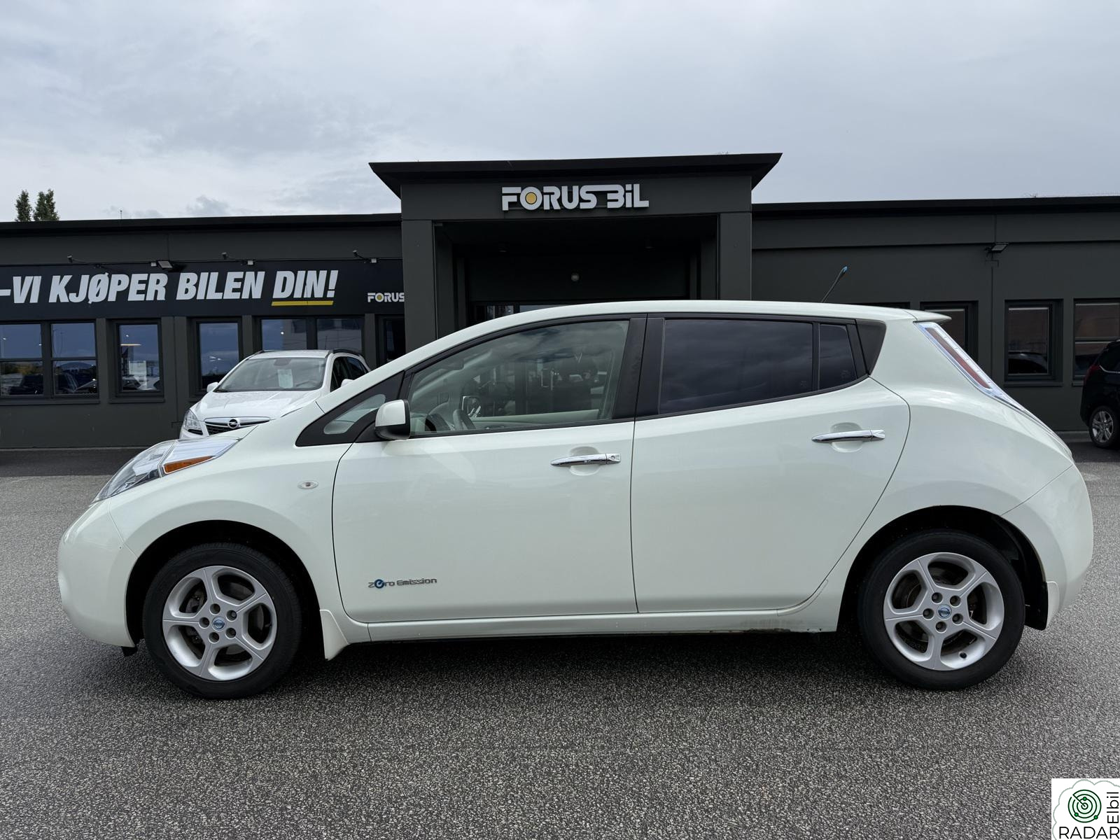 NISSAN LEAF Hurtiglading Kamera /2 ladekabler /Automat/ S/V hjul