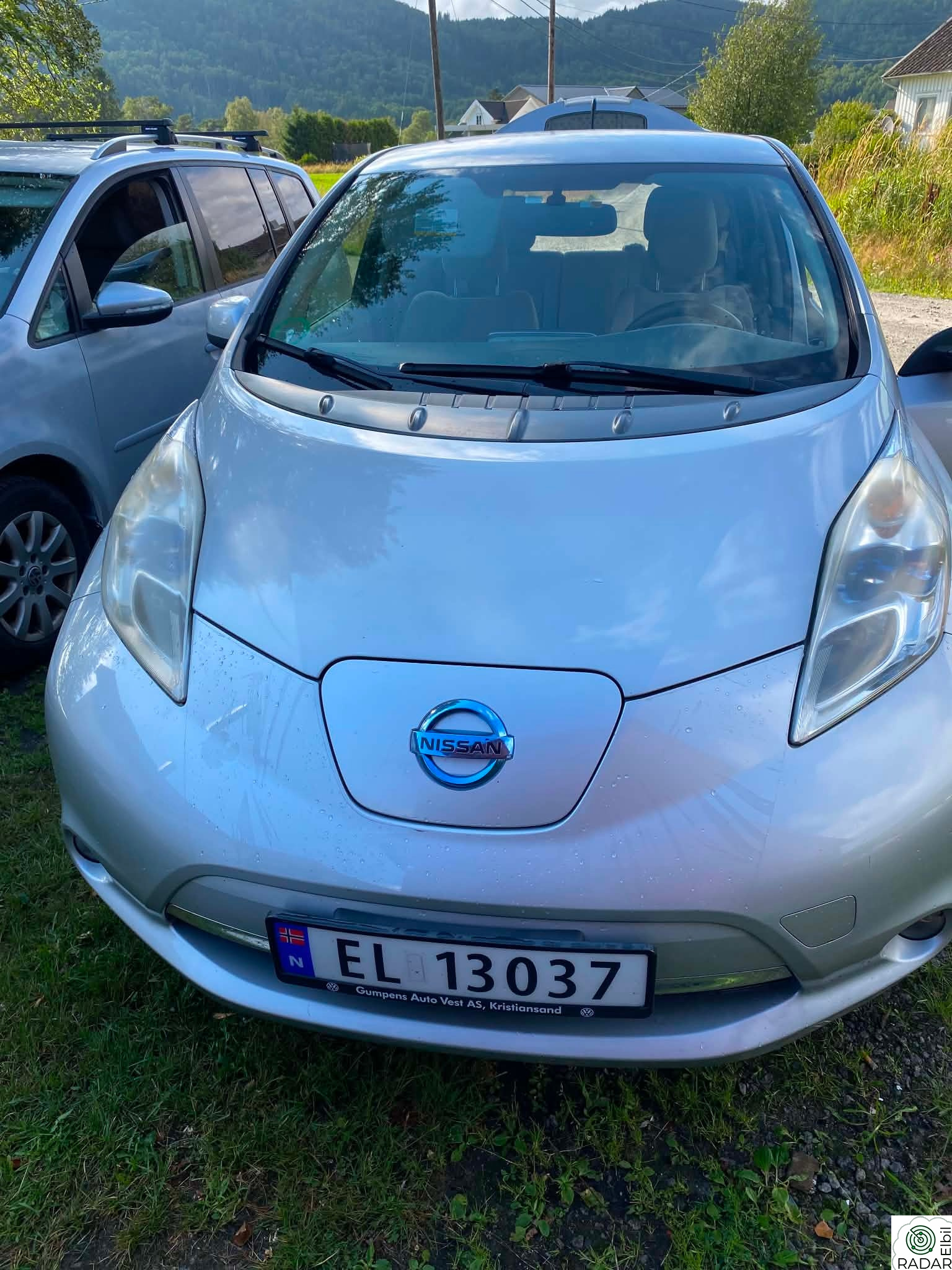NISSAN LEAF