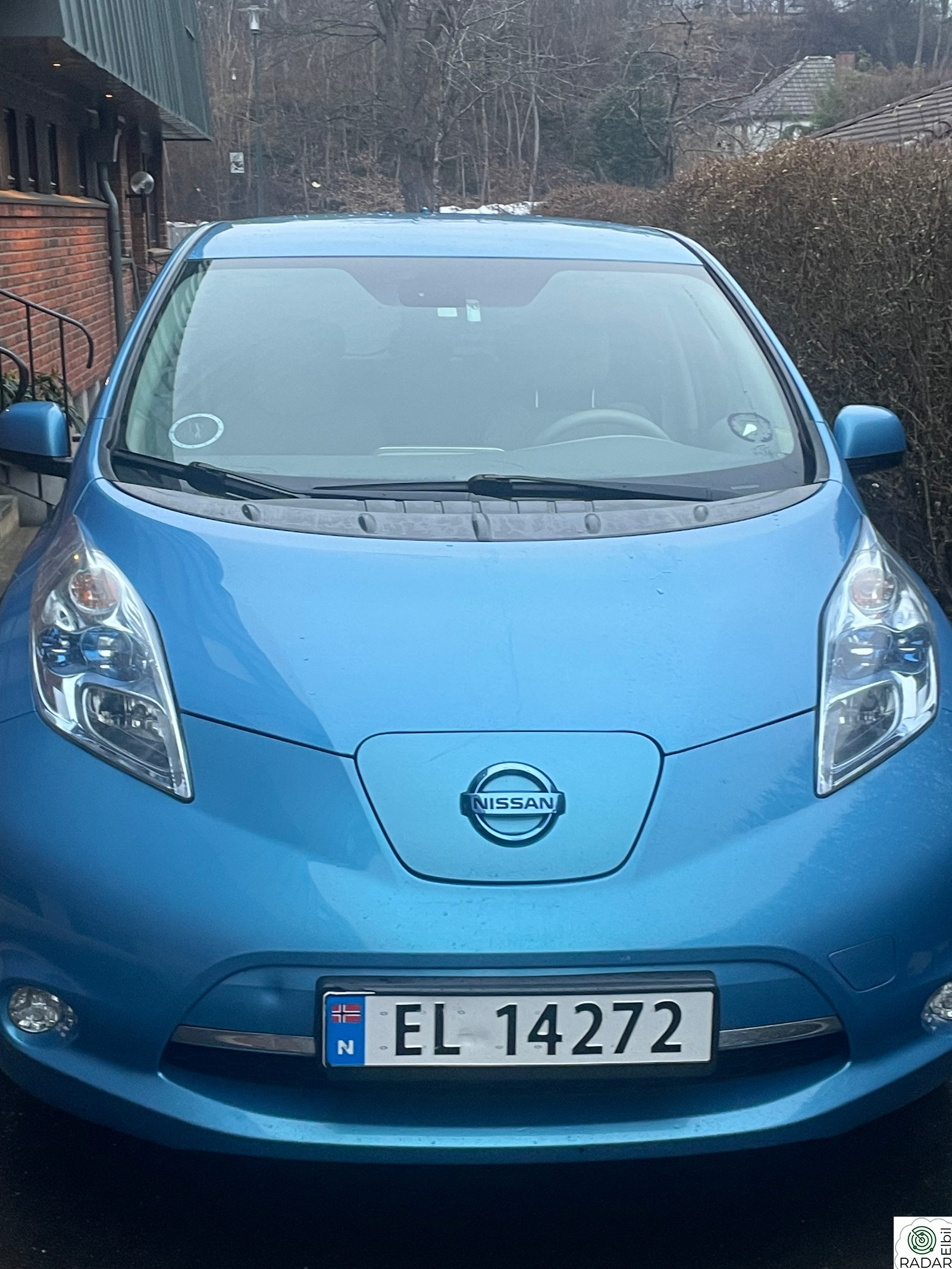 NISSAN LEAF
