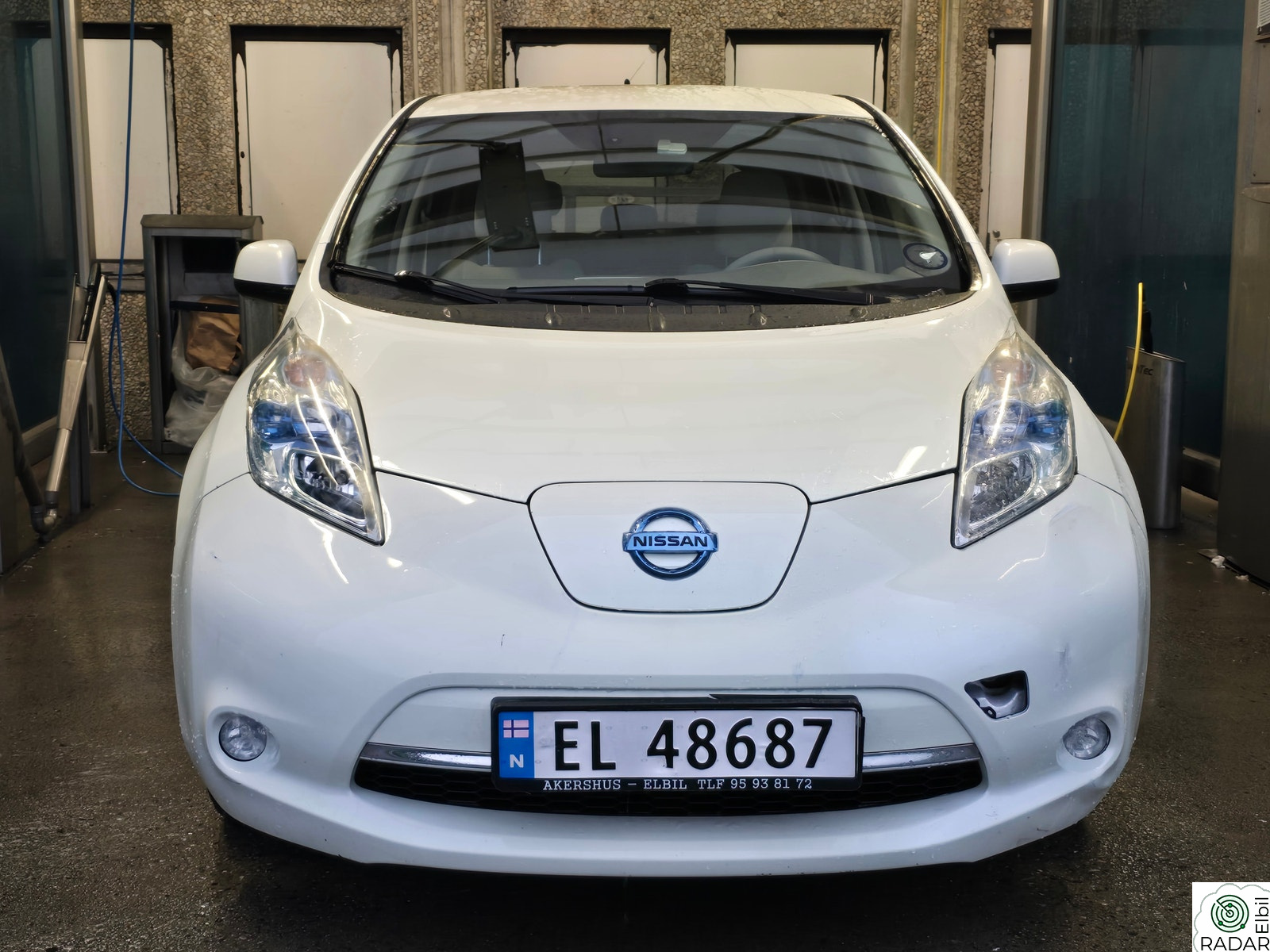 NISSAN LEAF