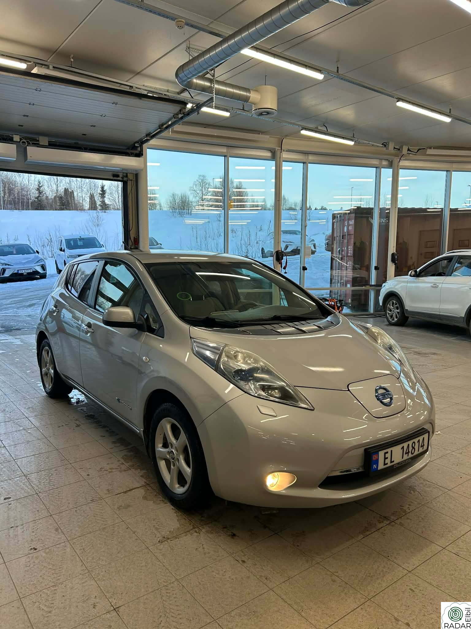 NISSAN LEAF