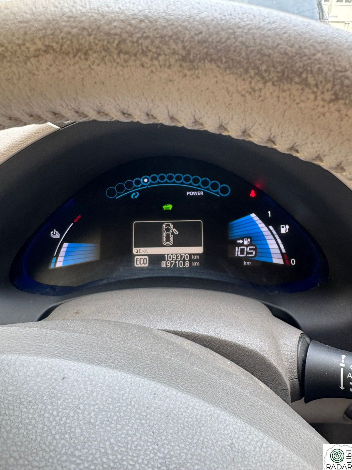NISSAN LEAF