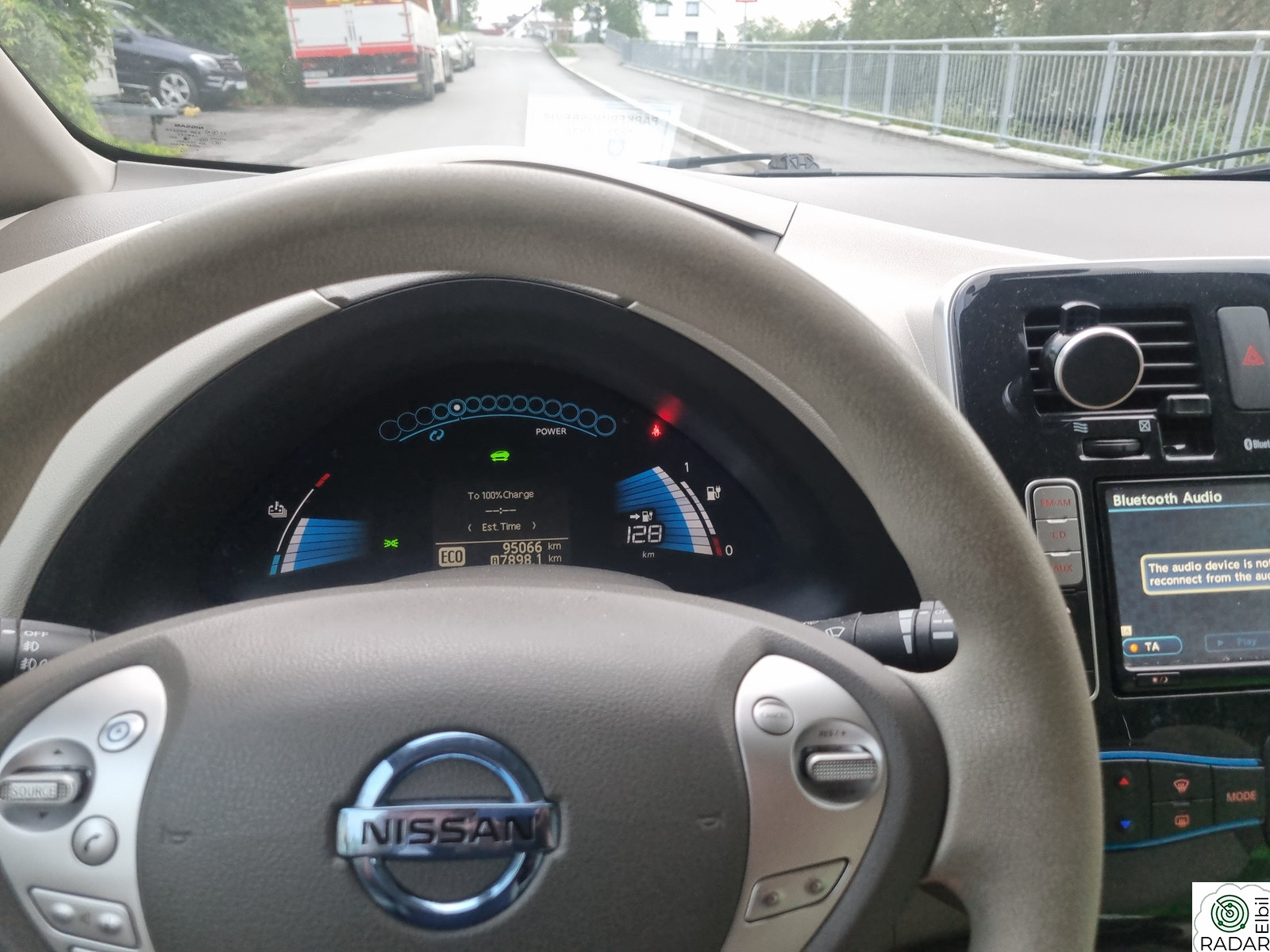 NISSAN LEAF