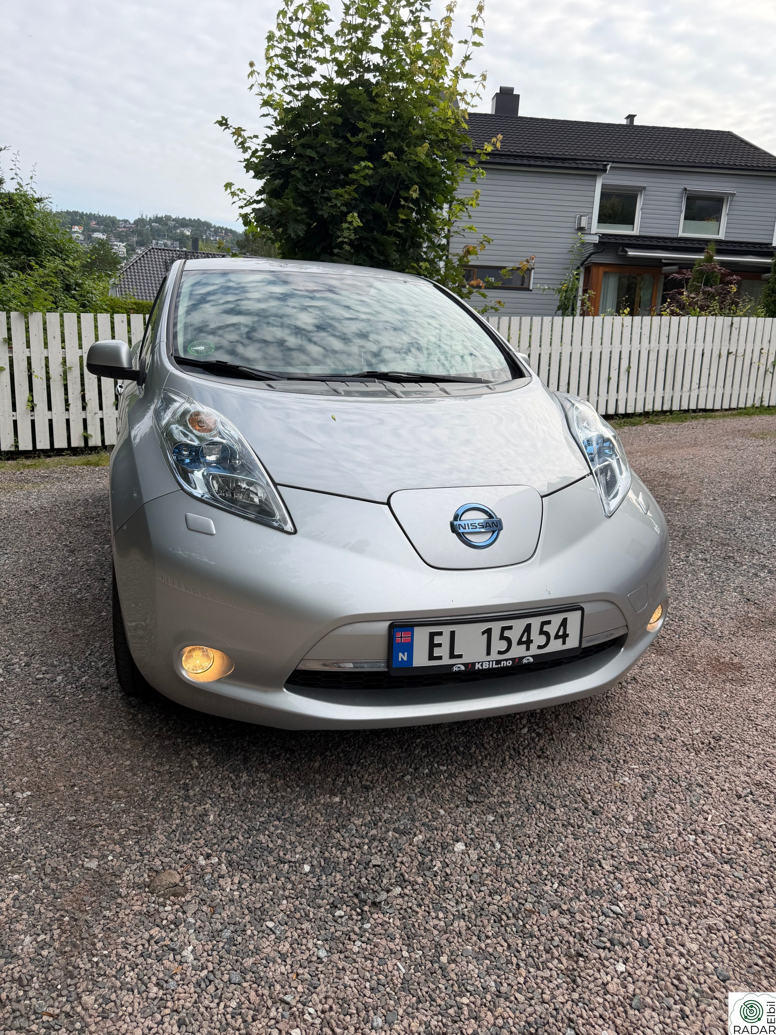 NISSAN LEAF