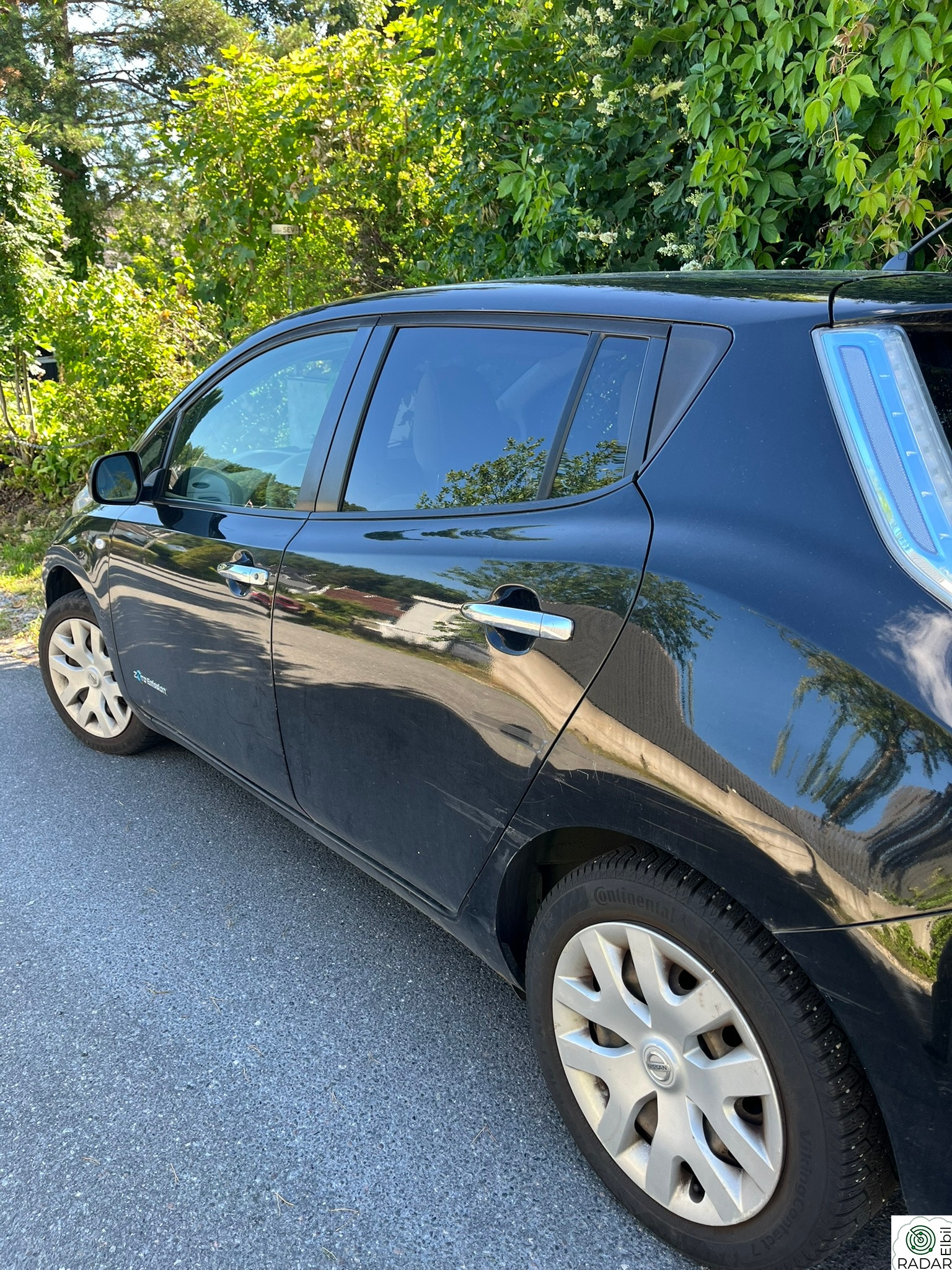 NISSAN LEAF