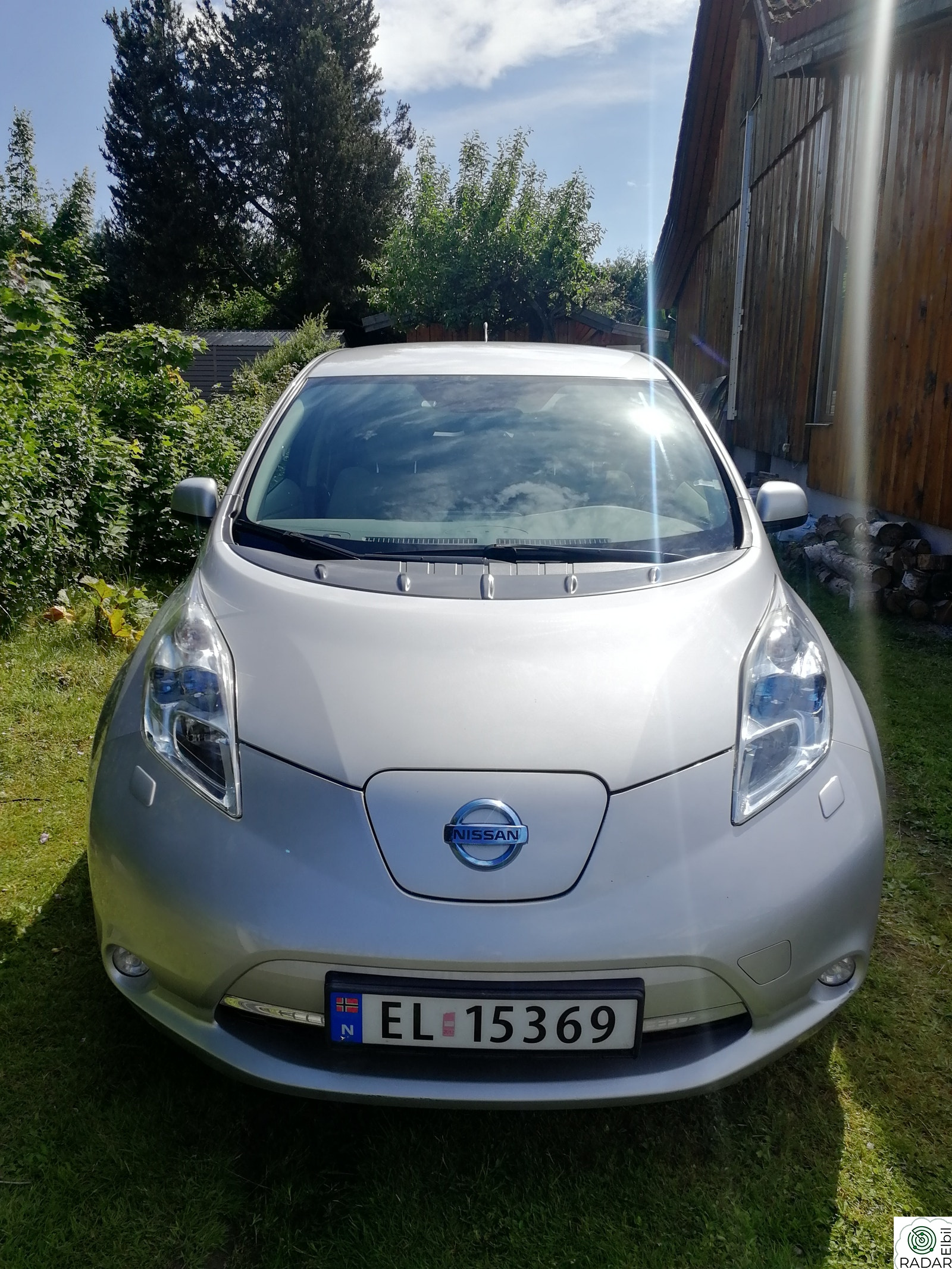 NISSAN LEAF