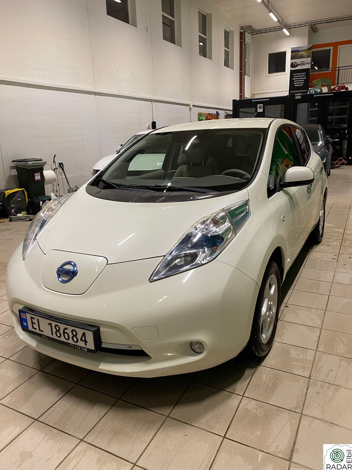 NISSAN LEAF