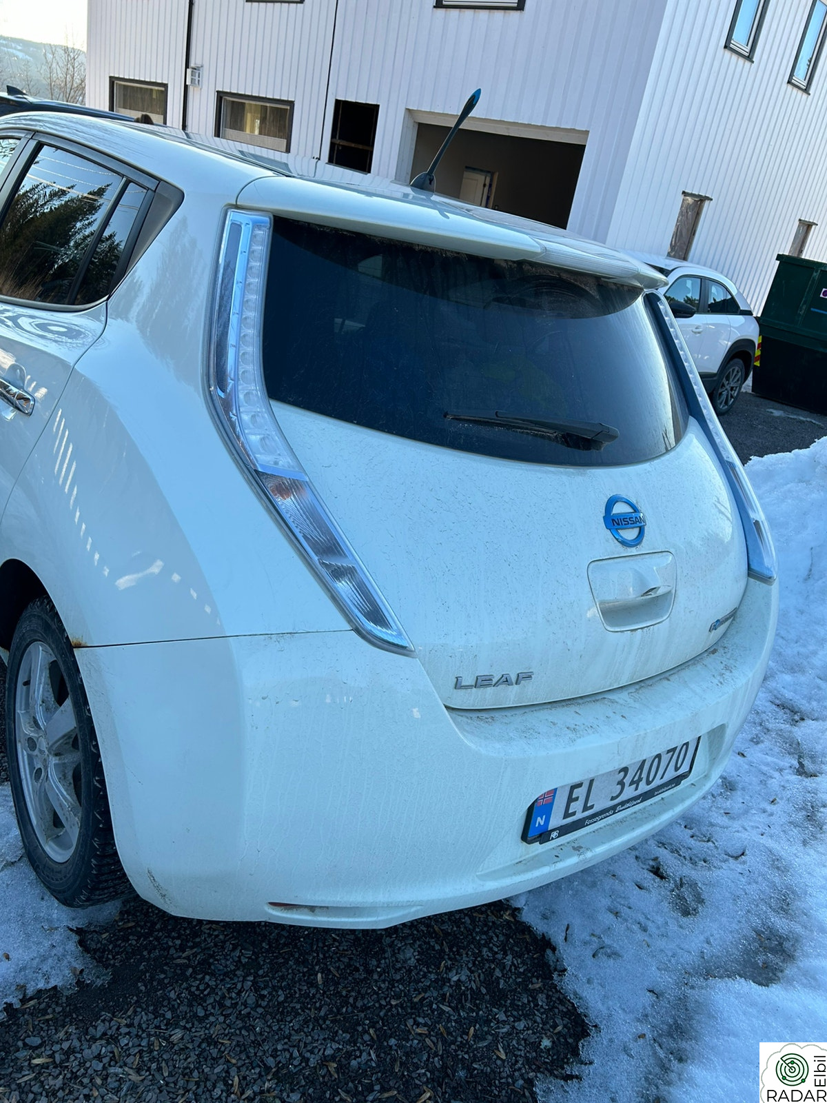 NISSAN LEAF