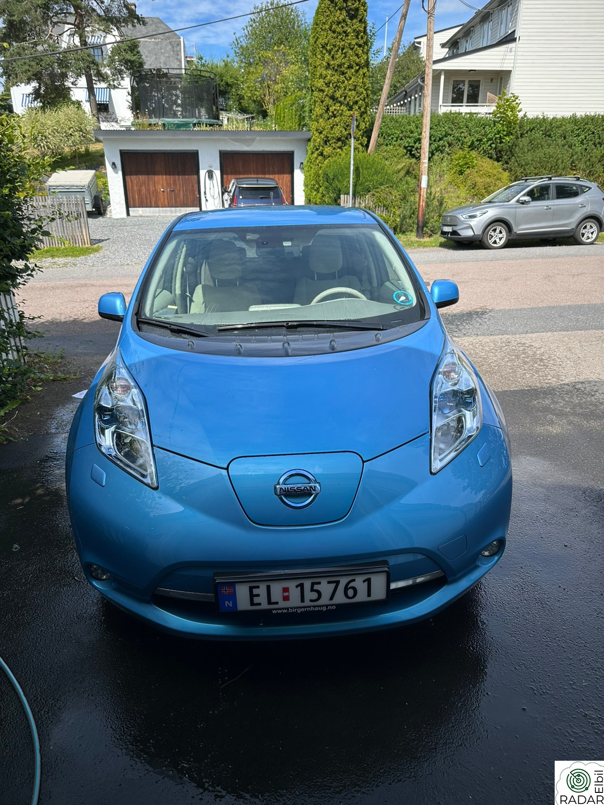 NISSAN LEAF