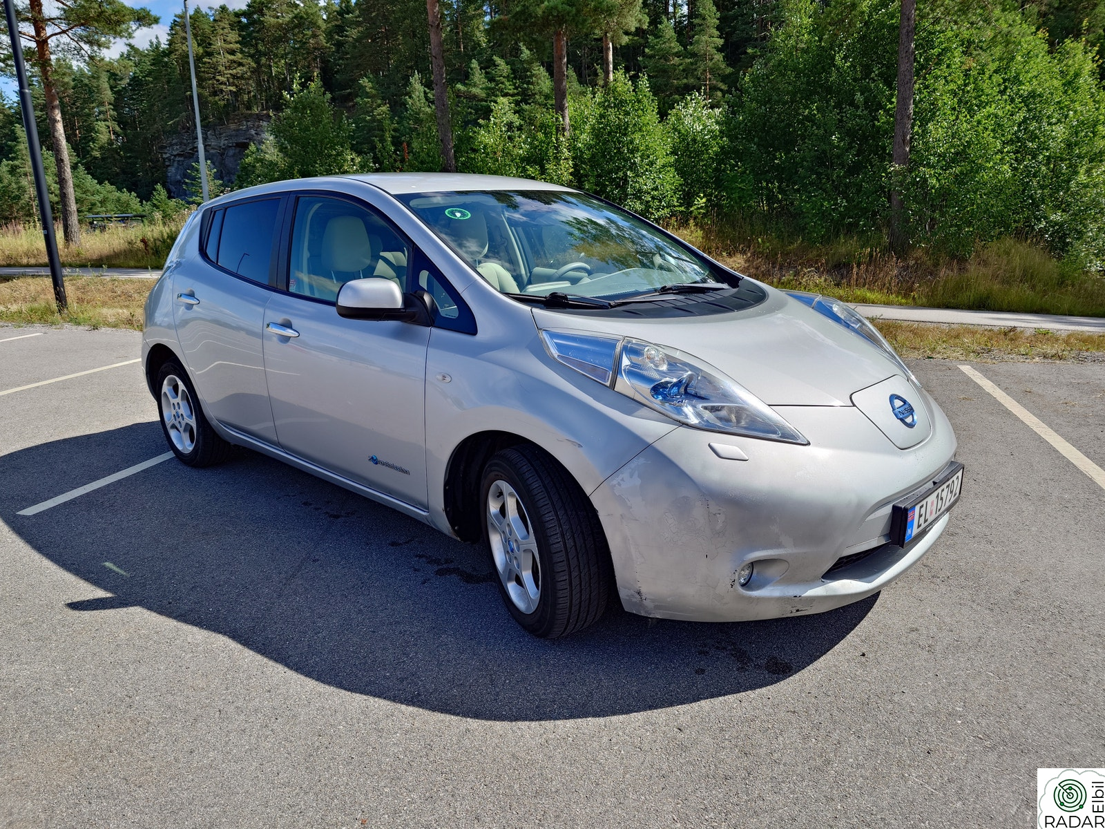 NISSAN LEAF