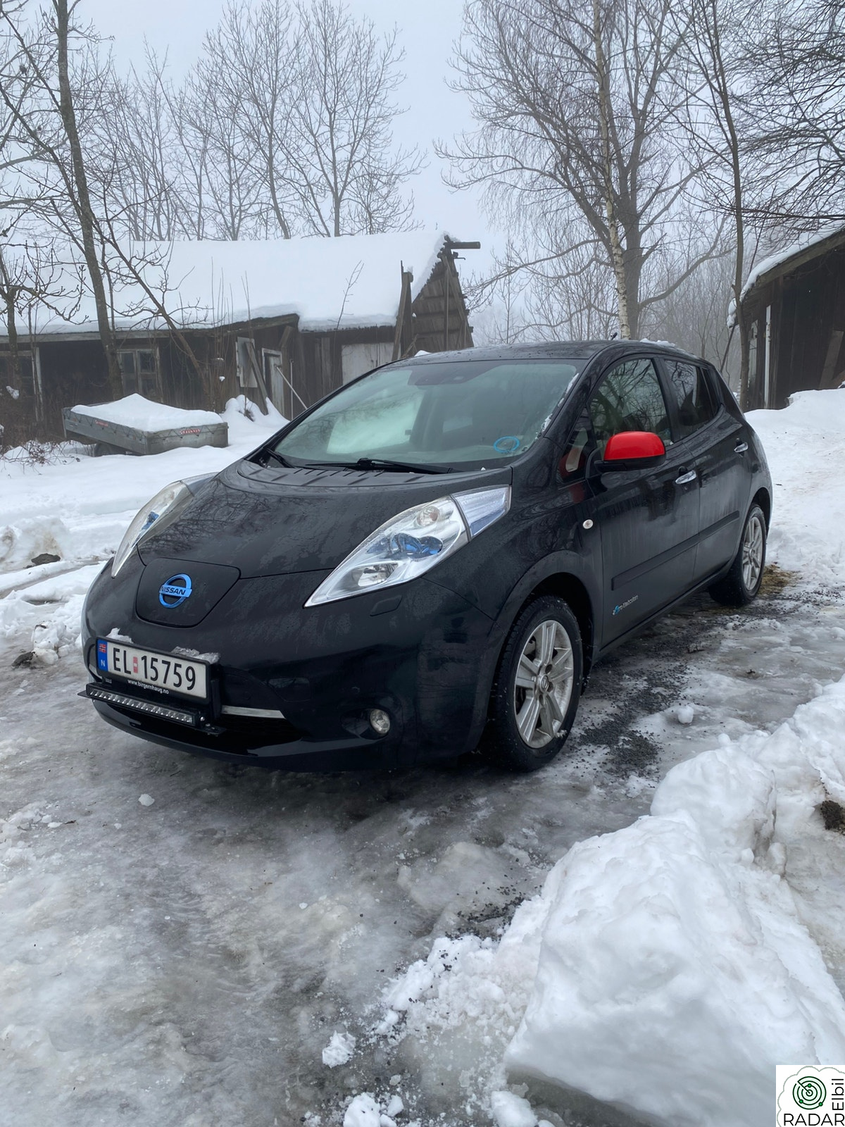NISSAN LEAF