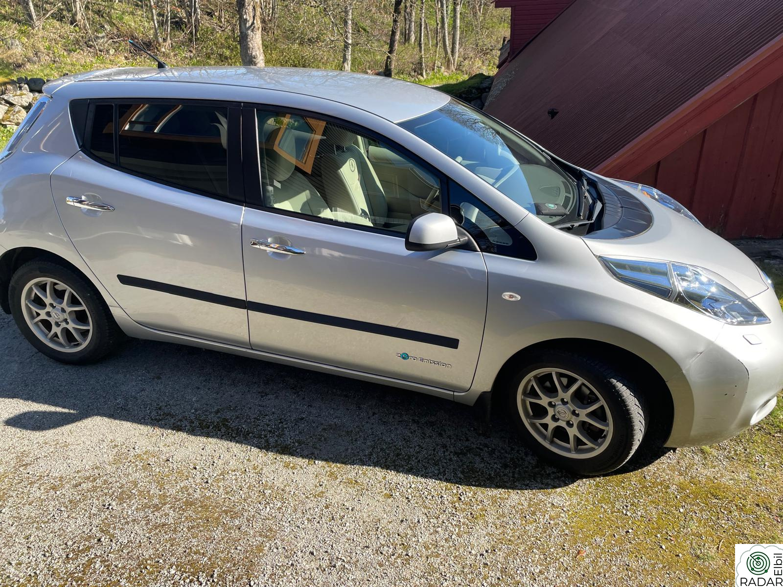 NISSAN LEAF ZE0