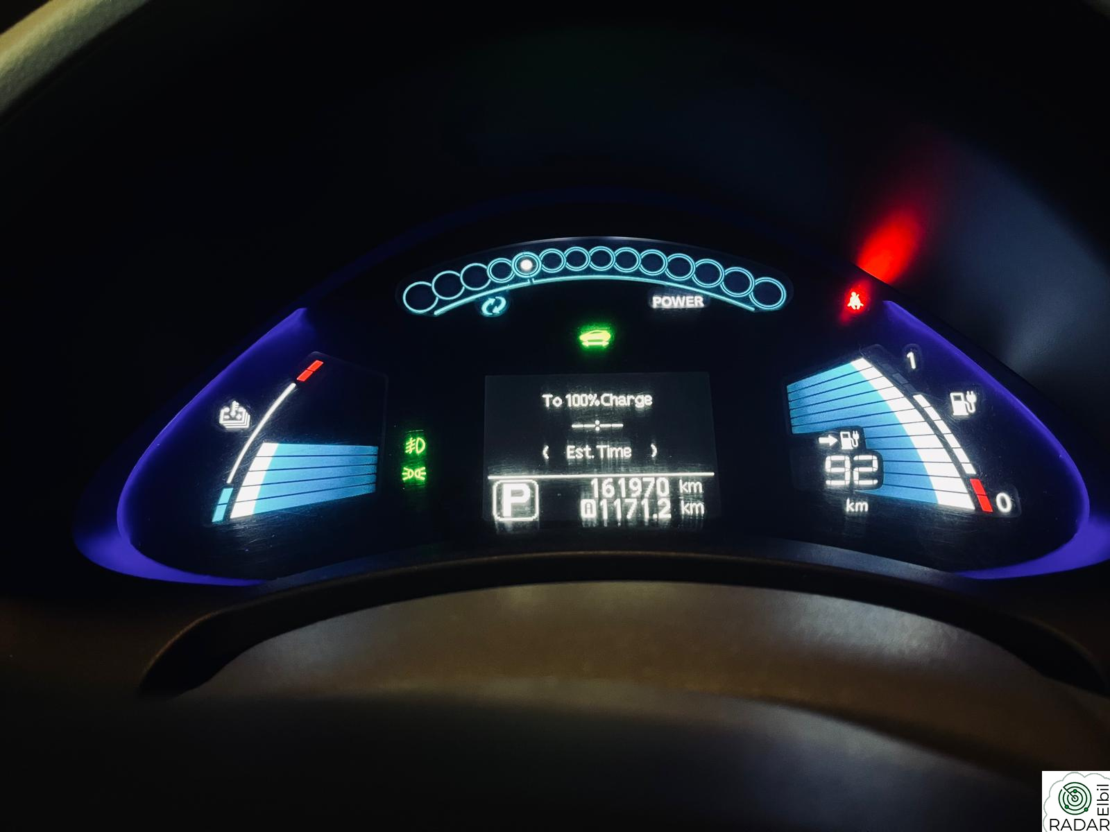 NISSAN LEAF