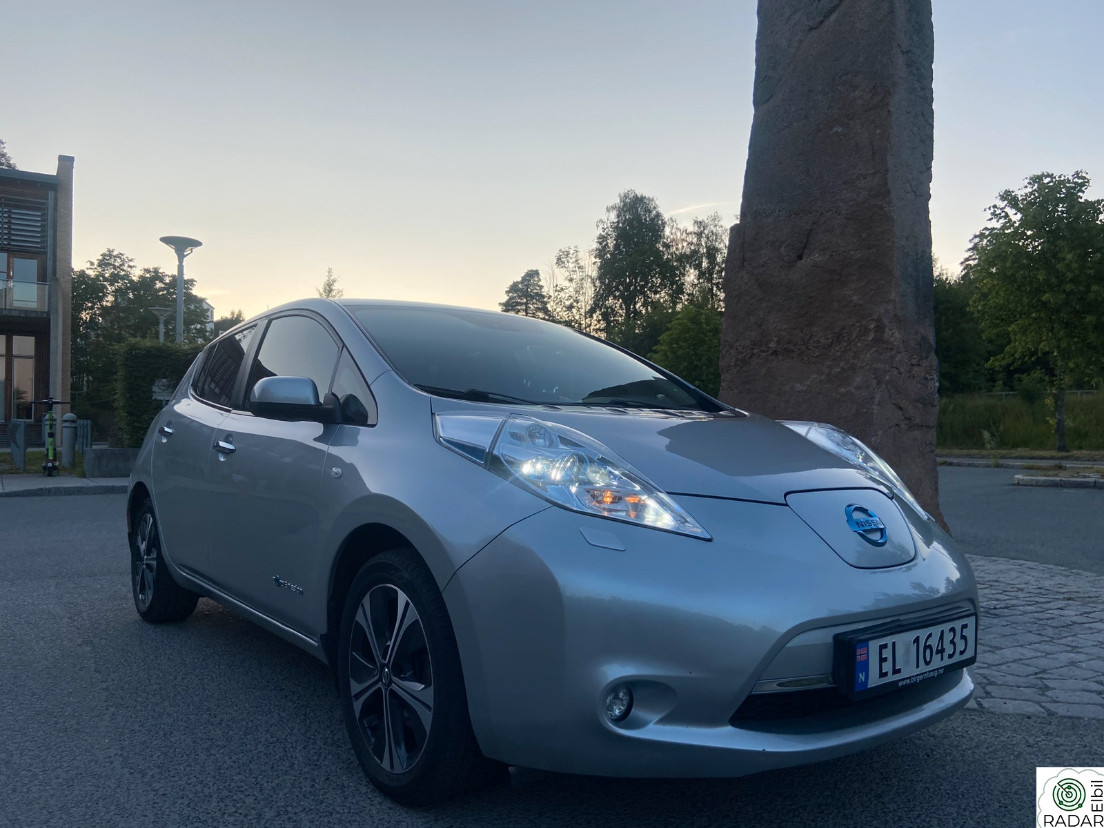 NISSAN LEAF KW 80 HK 109 Norsk bil navi Dab+ EU-OK