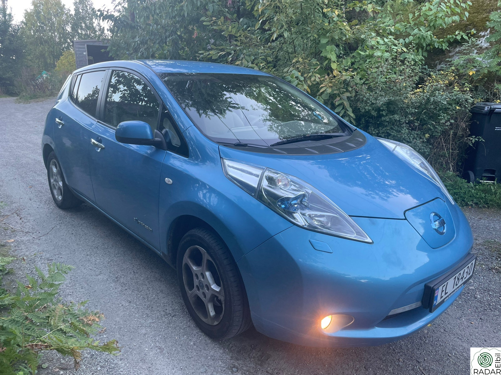 NISSAN LEAF