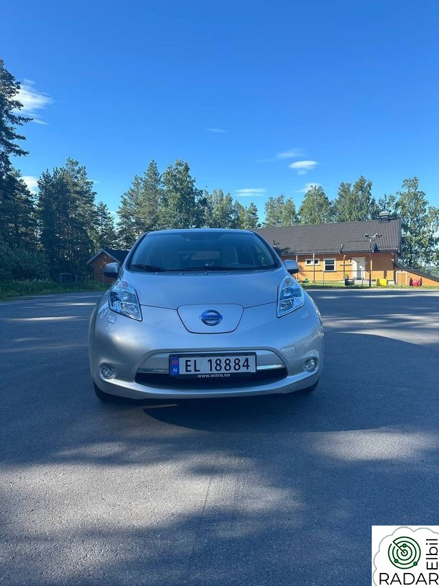 NISSAN LEAF