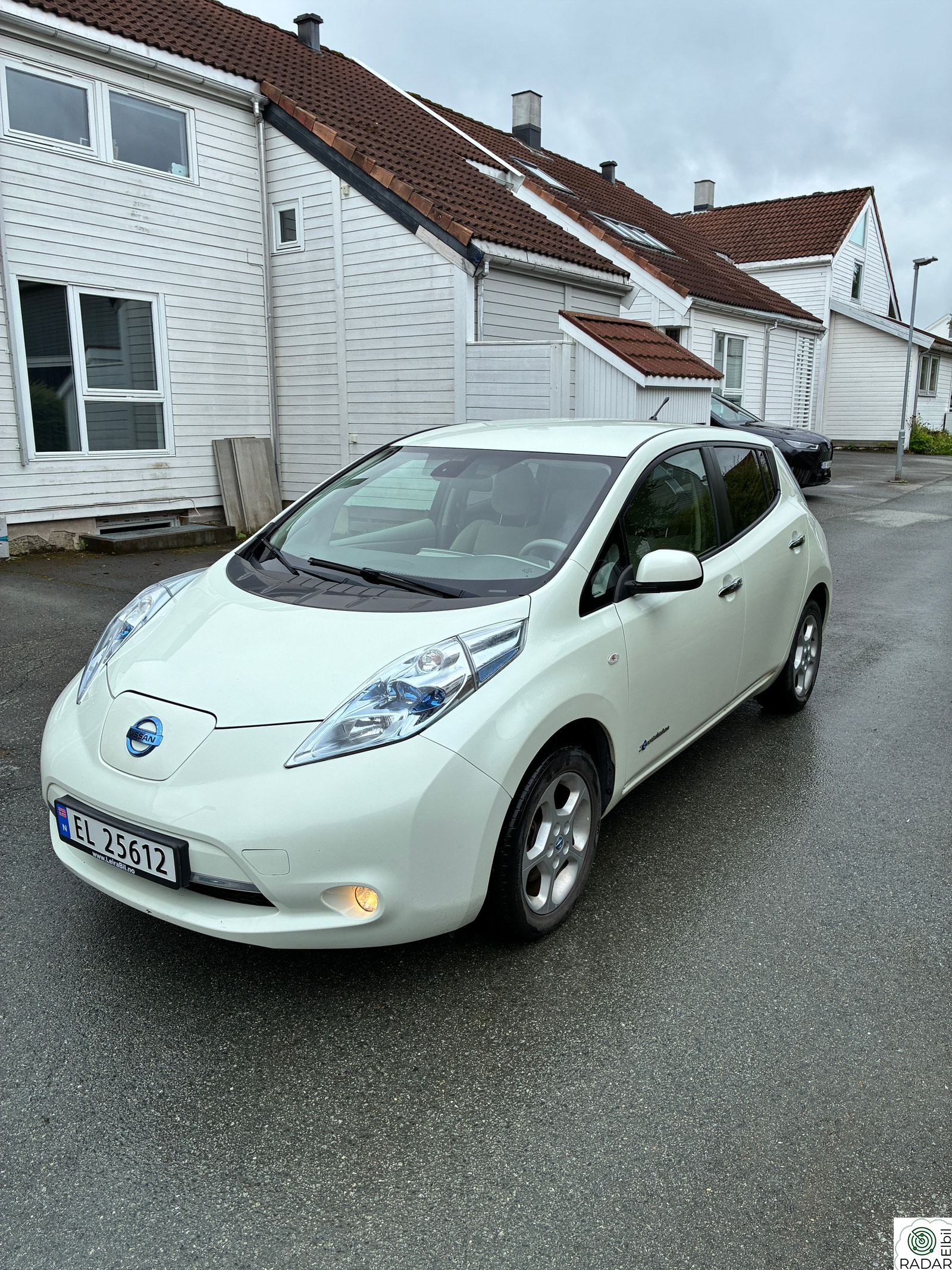 NISSAN LEAF ZE0